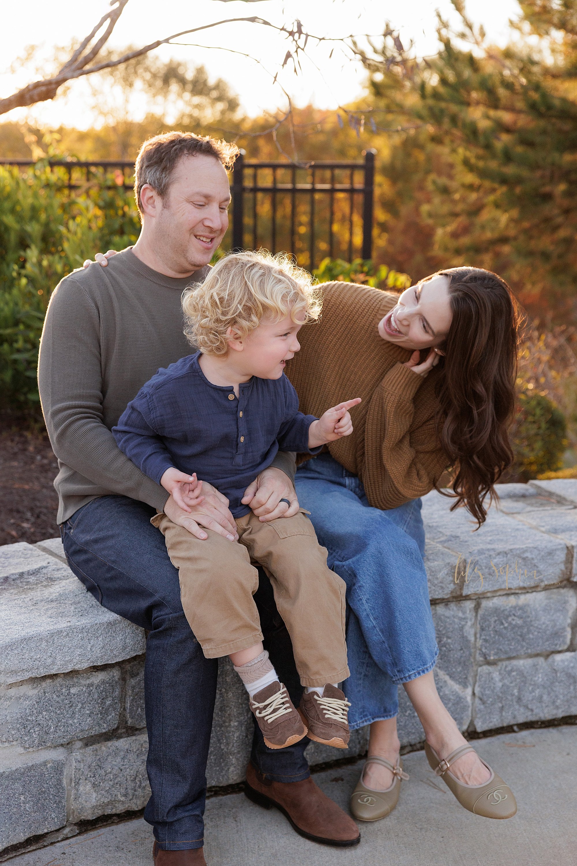 intown-atlanta-morningside-decatur-brookhaven-buckhead-natural-light-family-photoshoot-outdoor-sunset-park-toddler_0589.jpg