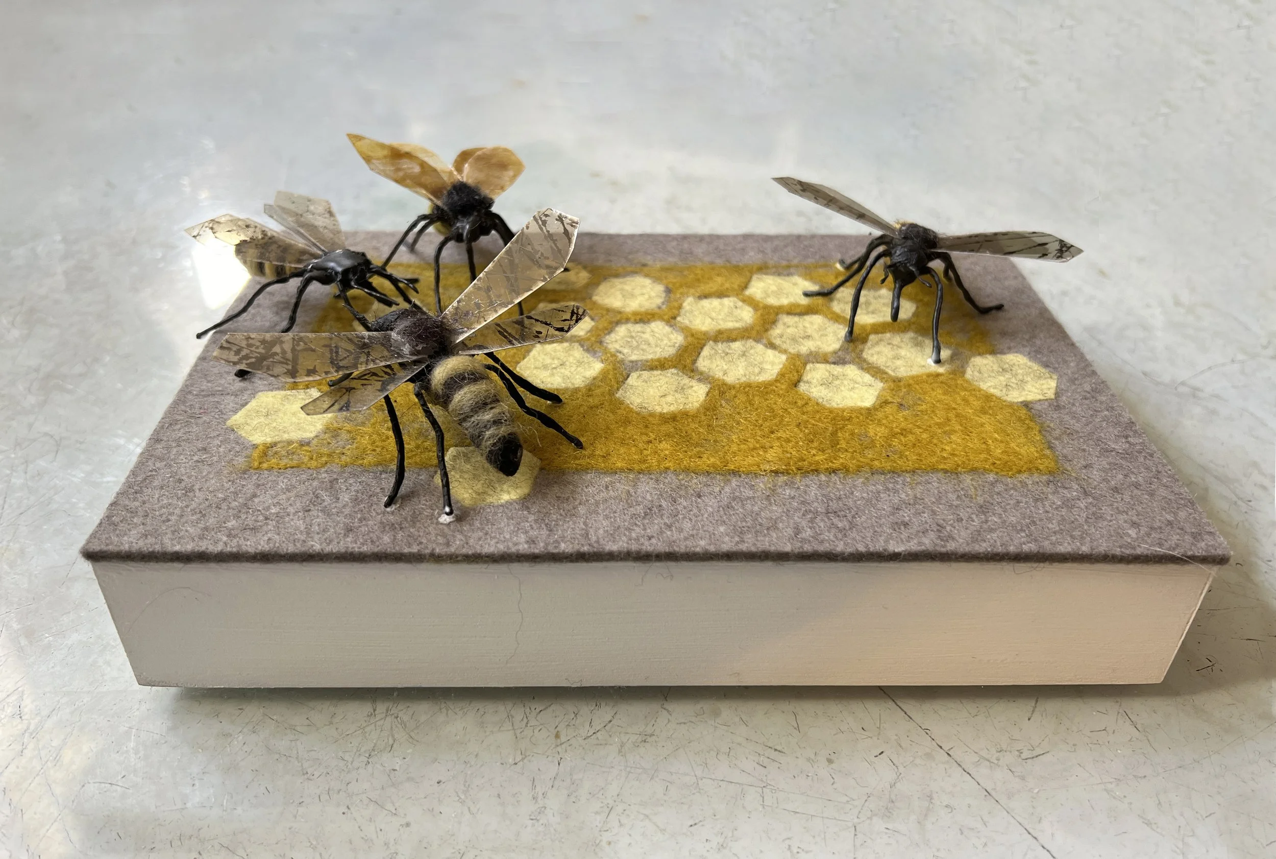 Bees in Hive 1 sideview 2 6x9.jpg