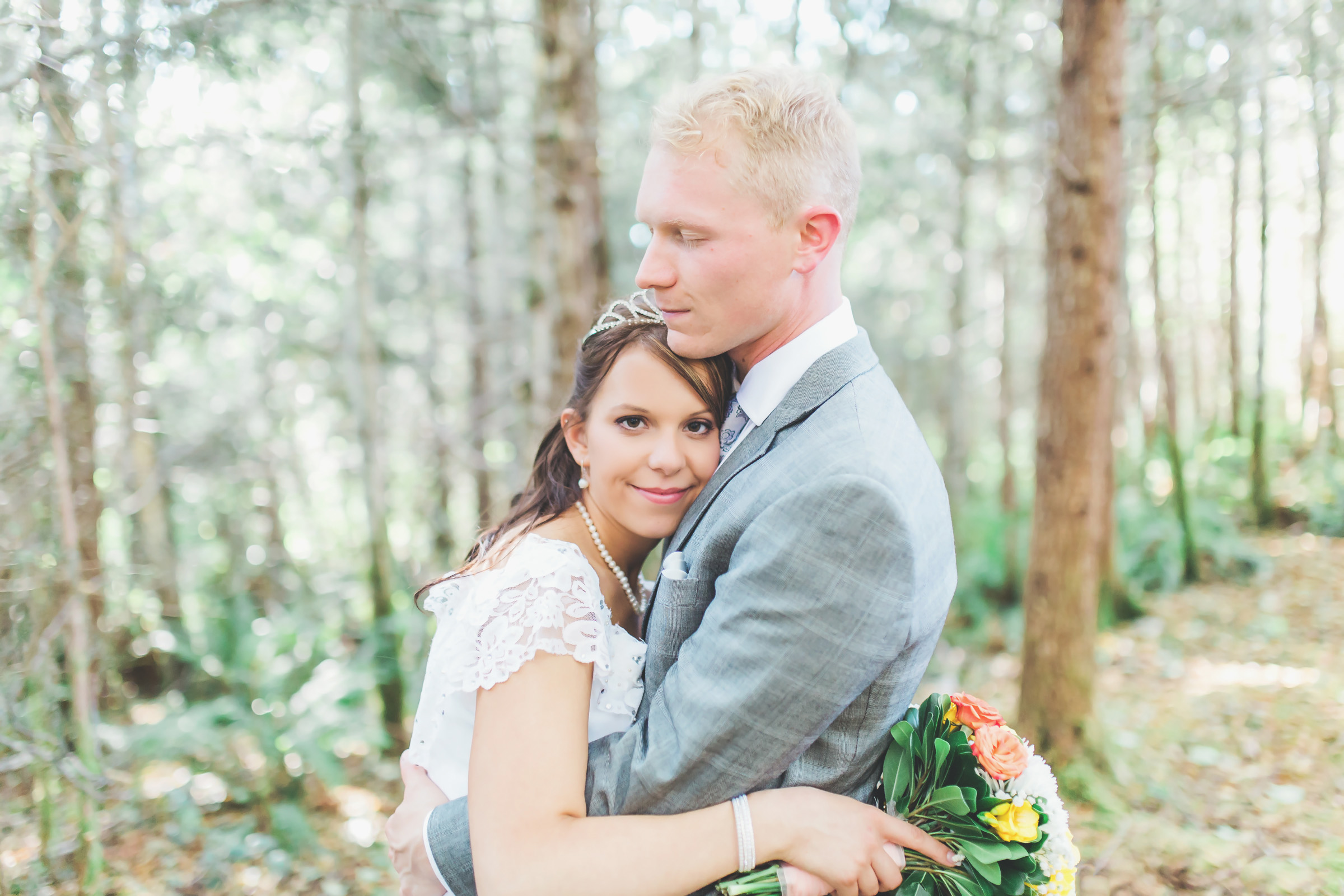 JONALIANA9812WEBSUNSHINECOASTWEDDING.jpg