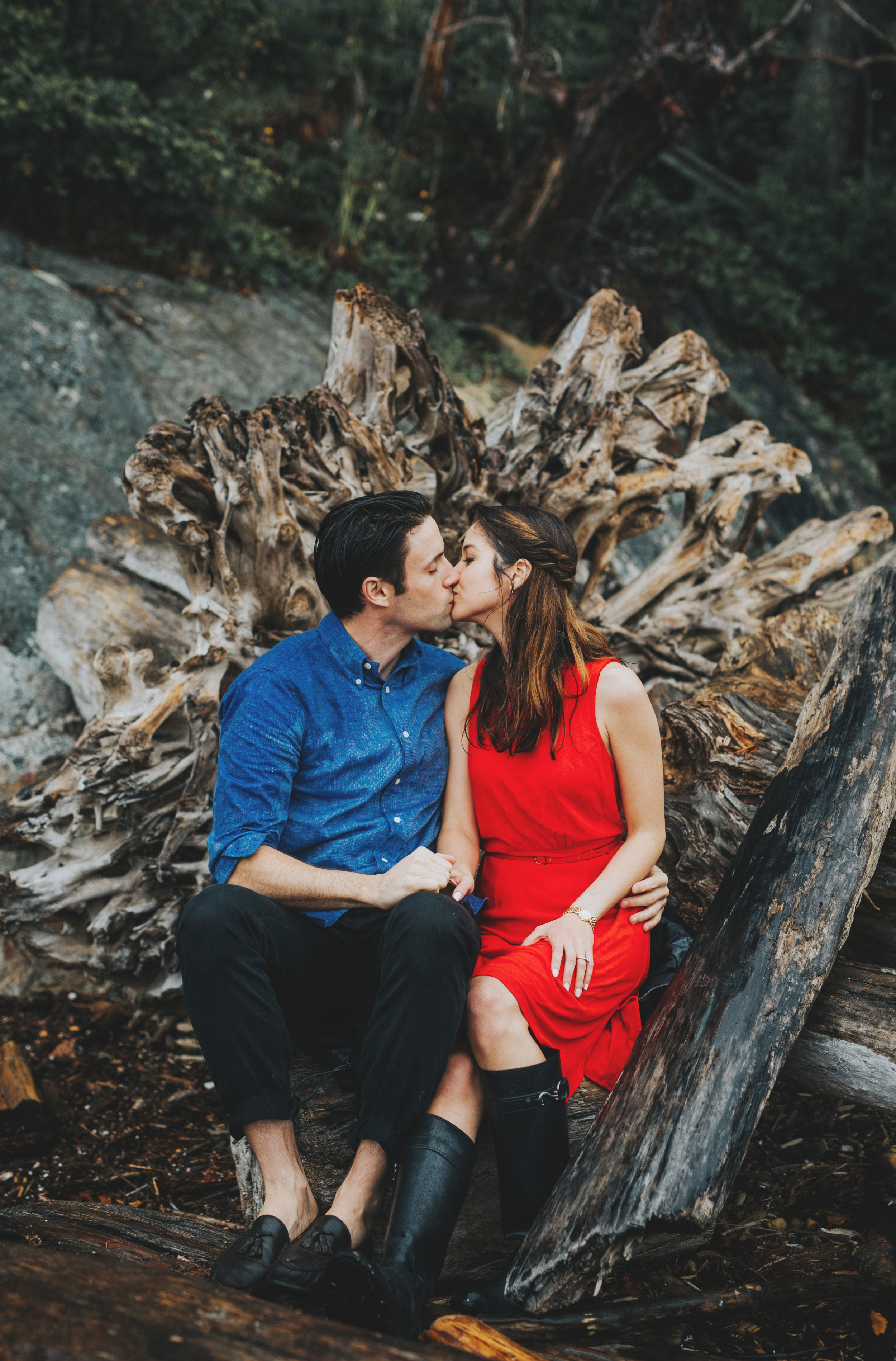 IMG_0375 LIGHTHOUSE PARK ENGAGEMENT PHOTOS VANCOUVER WEDDING PHOTOGRAPHER JENNIFER PICARD PHOTOGRAPHY 2.jpg