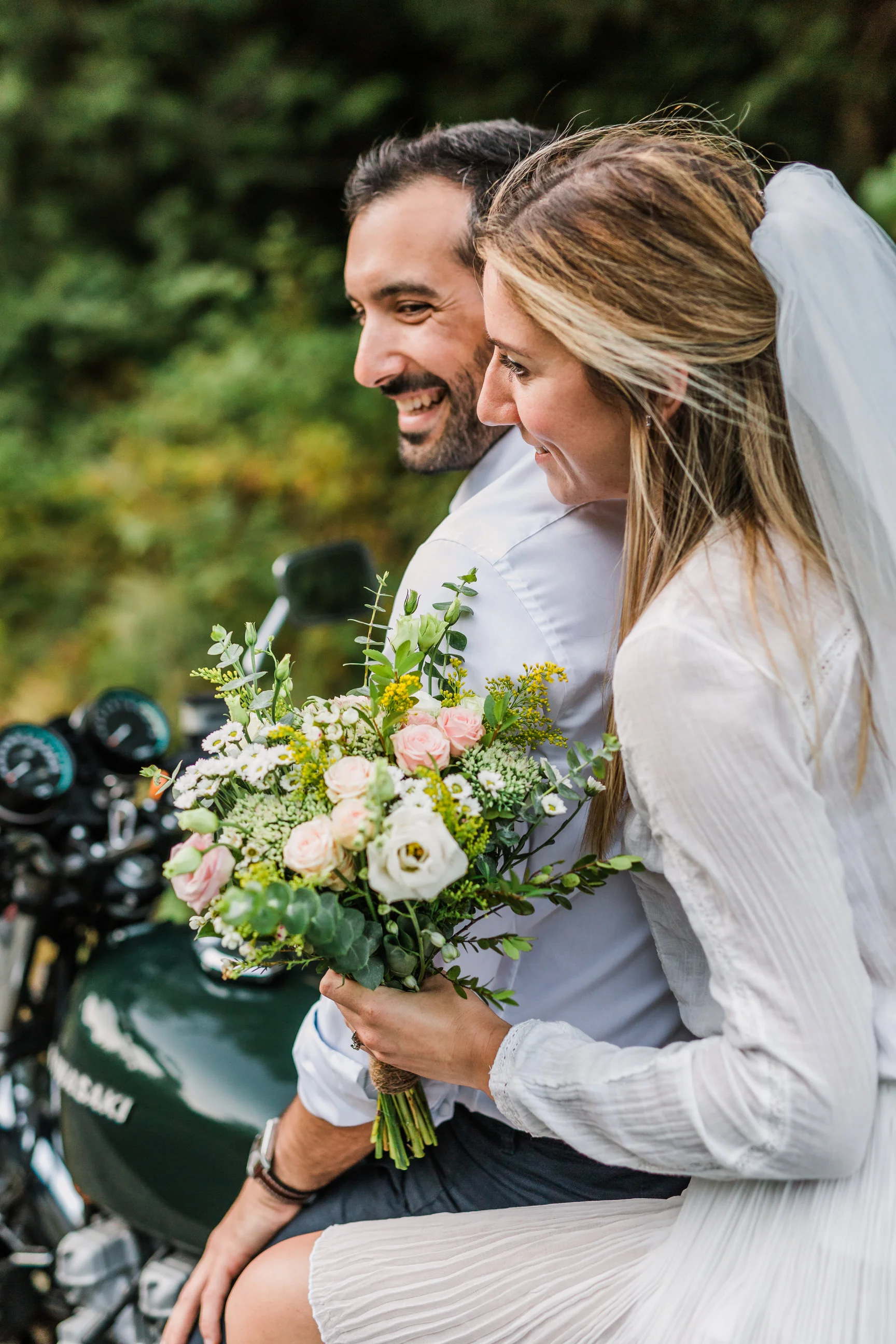 Sunshine Coast Enagement Session - Jennifer Picard Photography - Vancouver Wedding Photographer - Sunshine Coast Wedding Photographer -IMG_2401.jpg