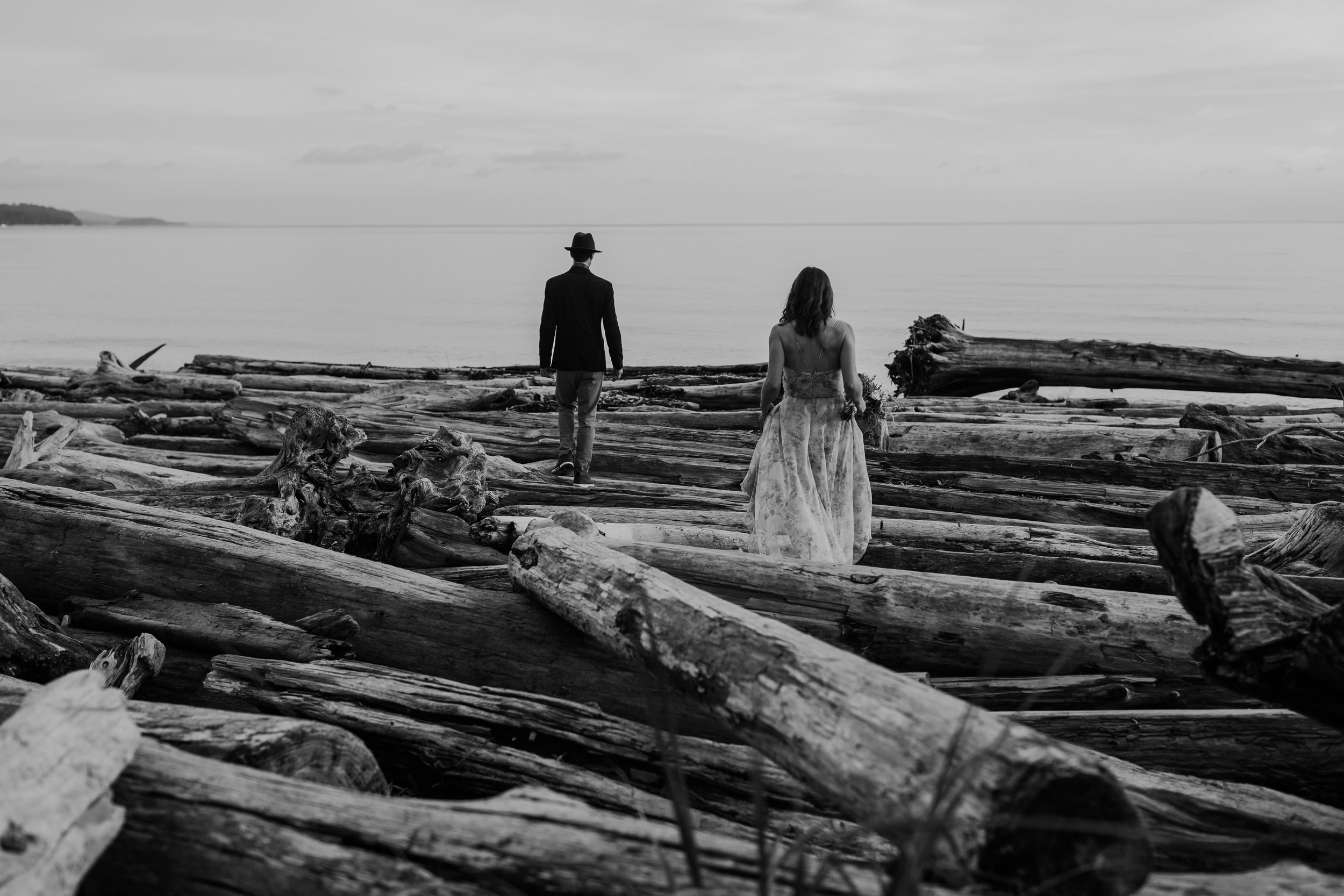  Sunshine Coast Forest & Beach Elopement Photos 