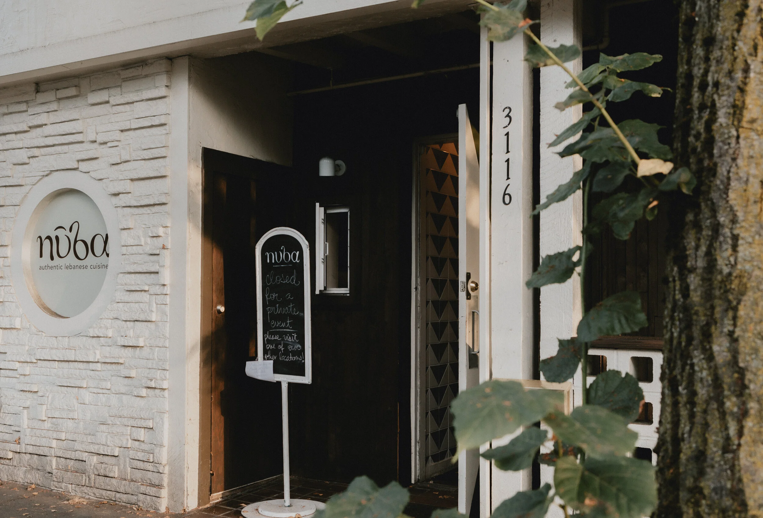  Jericho Beach and Nuba Restaurant Wedding Photos — Vancouver Elopement Photographer and Videographer 