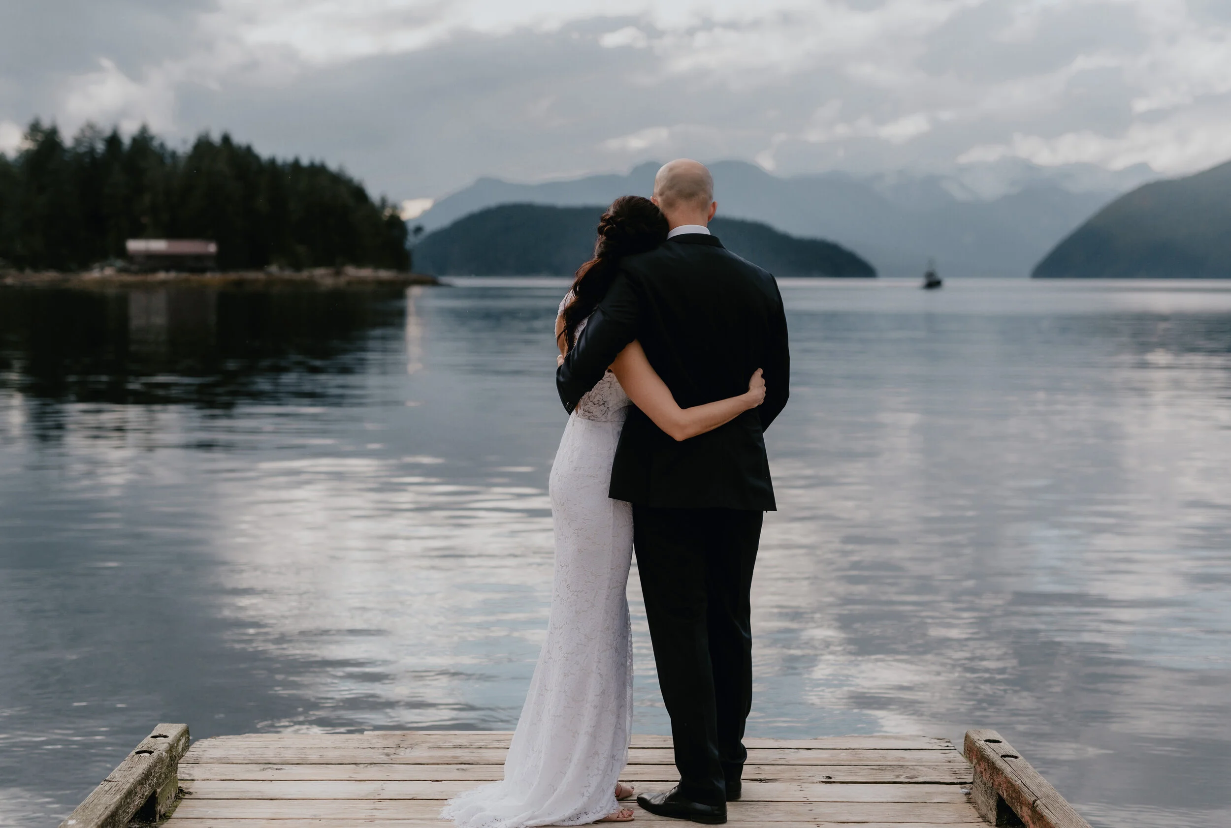  West Coast Wilderness Lodge Wedding in Egmont, on the Sunshine Coast BC — Vancouver Wedding Photographer and Videographer 