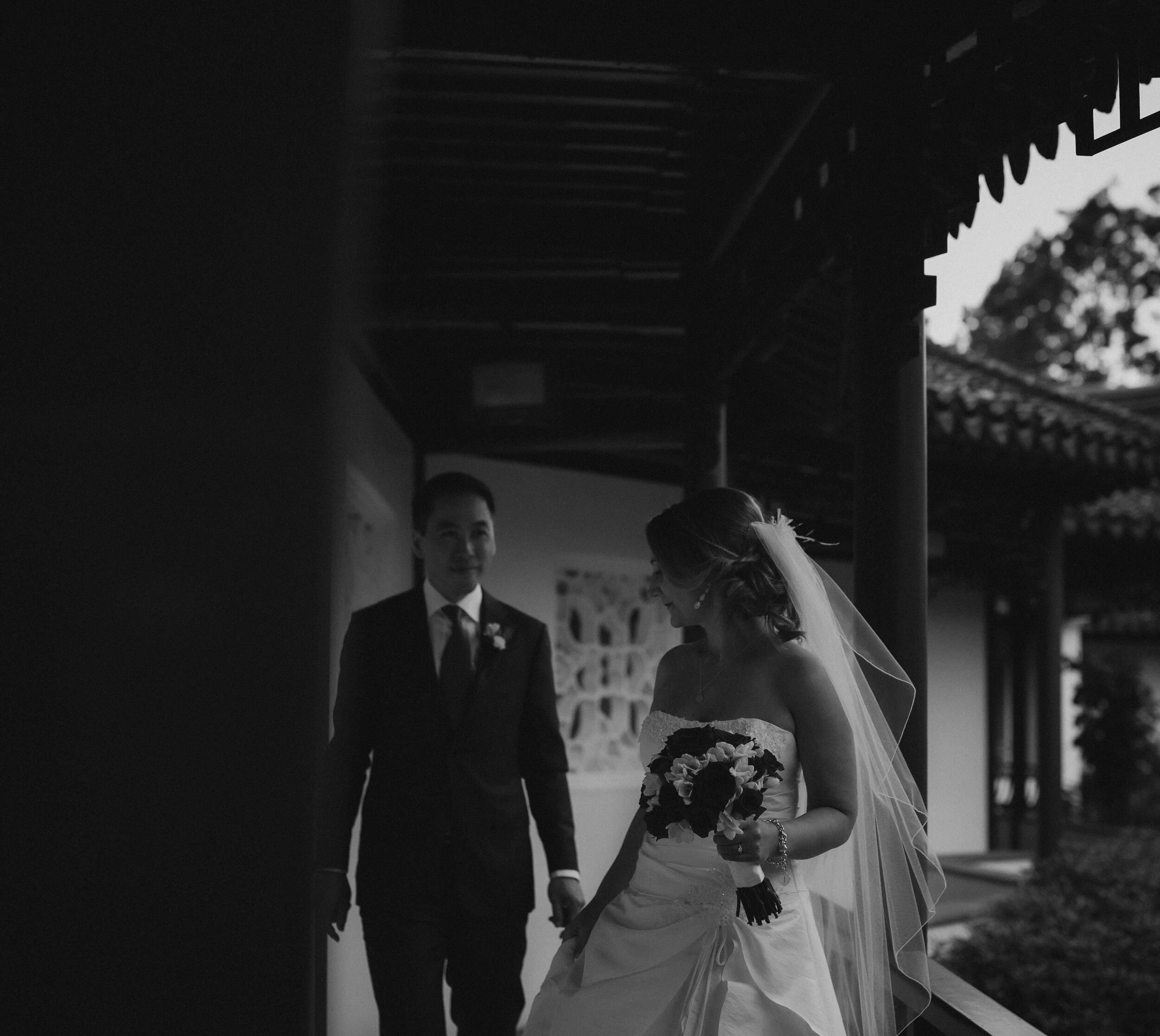  Dr. Sun Yat-Sen Chinese Classical Garden Wedding Photos - Vancouver Wedding Photographer and Videographer 