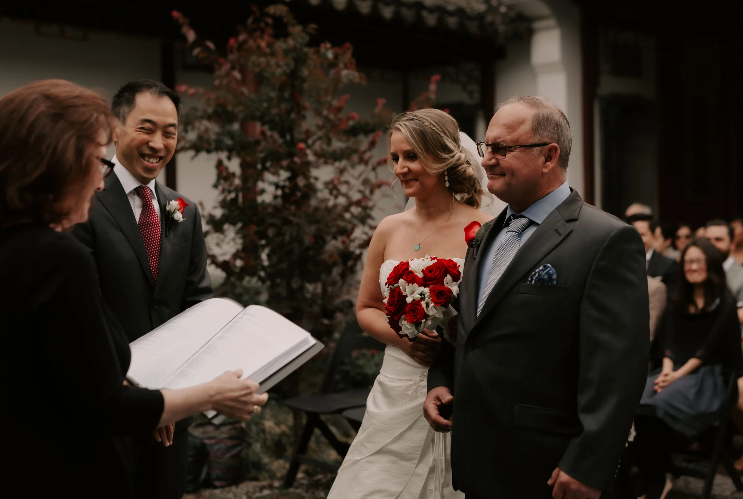  Dr. Sun Yat-Sen Chinese Classical Garden Wedding Photos - Vancouver Wedding Photographer and Videographer 