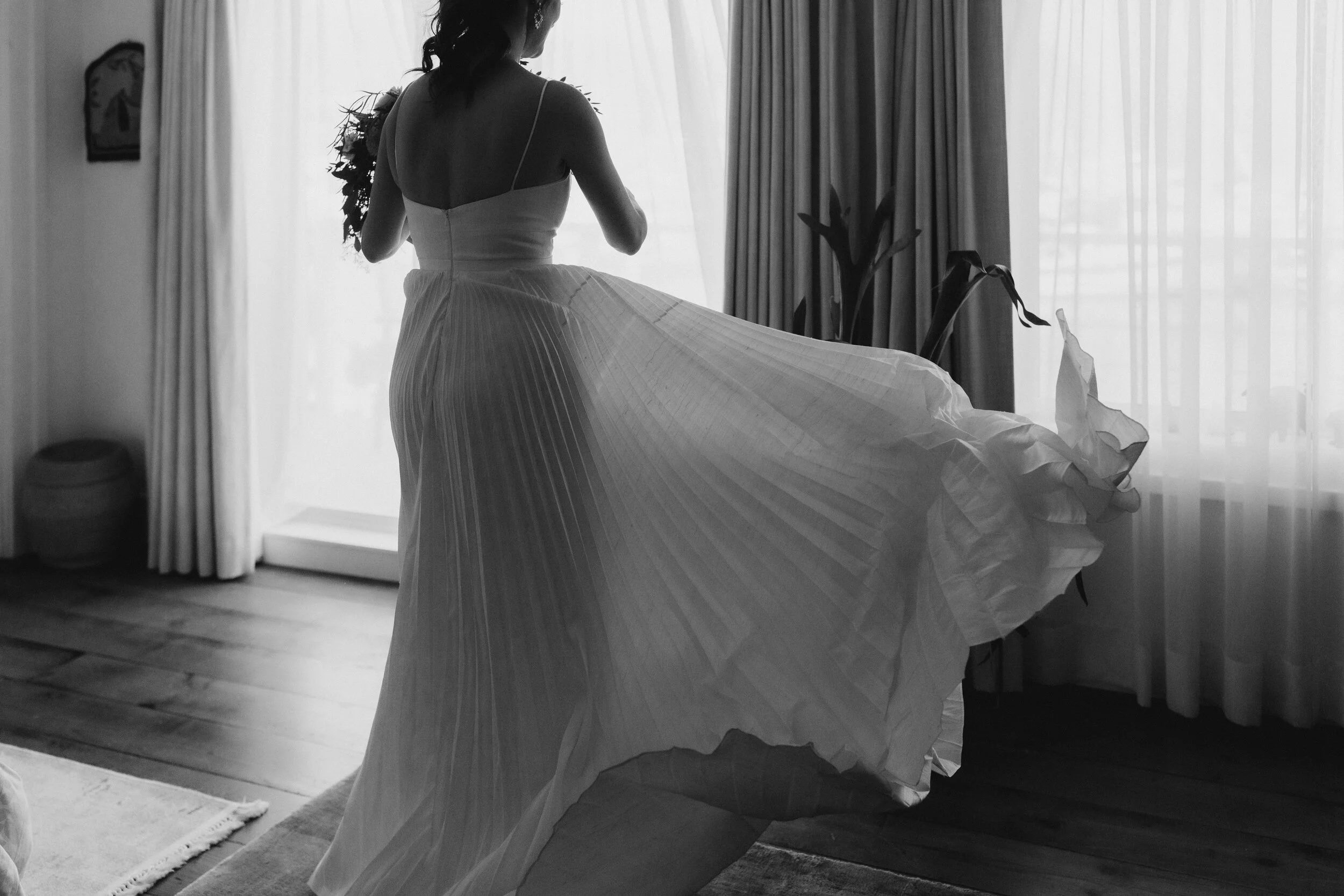  Intimate Backyard Wedding in Gibsons, BC on the Sunshine Coast BC  