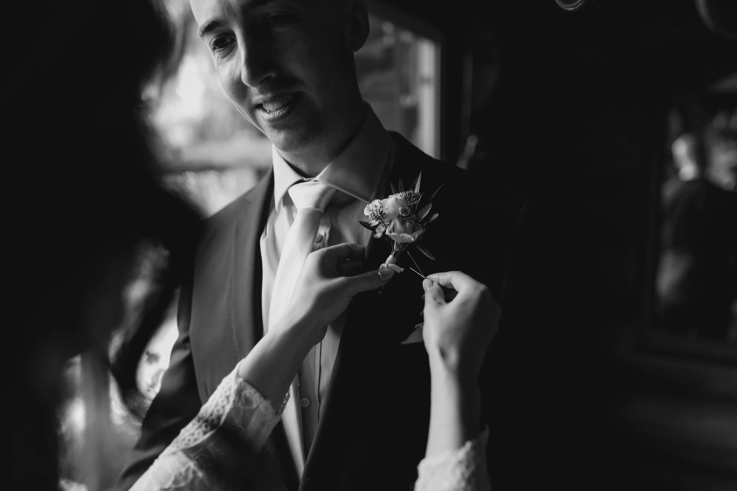  Intimate Forest and Beach Elopement on the Sunshine Coast, BC 