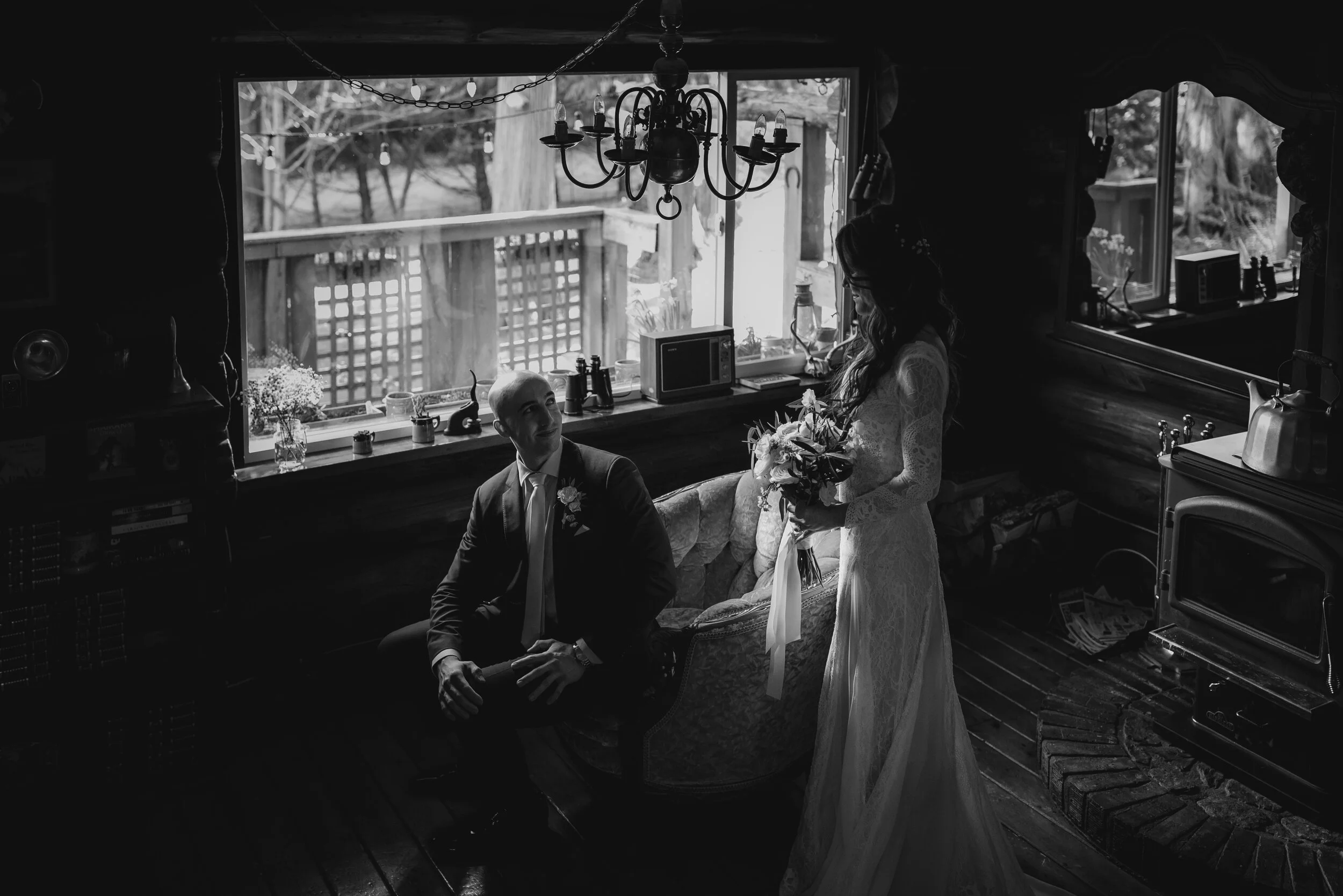  Intimate Forest and Beach Elopement on the Sunshine Coast, BC 