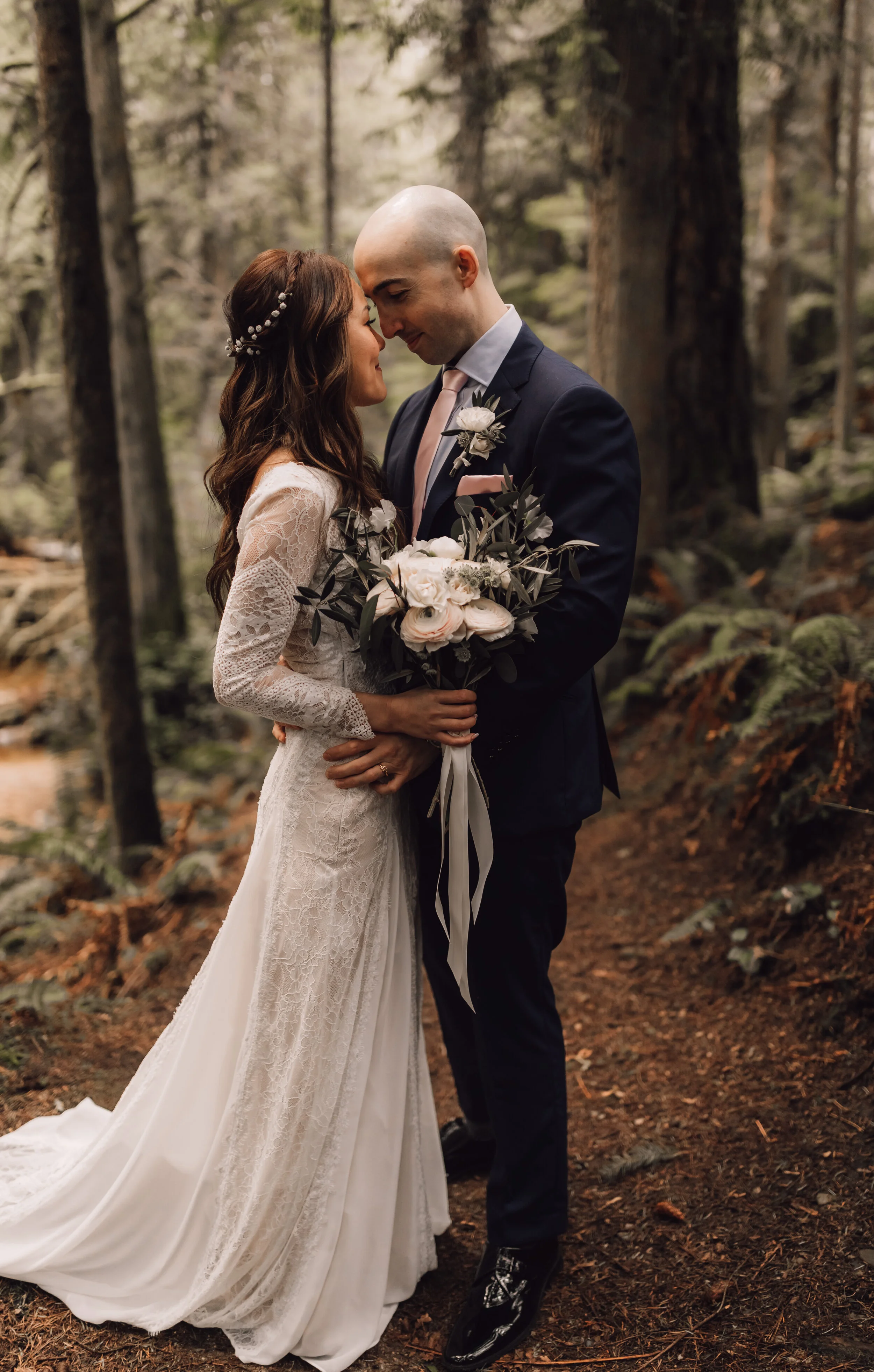  Intimate Forest and Beach Elopement on the Sunshine Coast, BC 