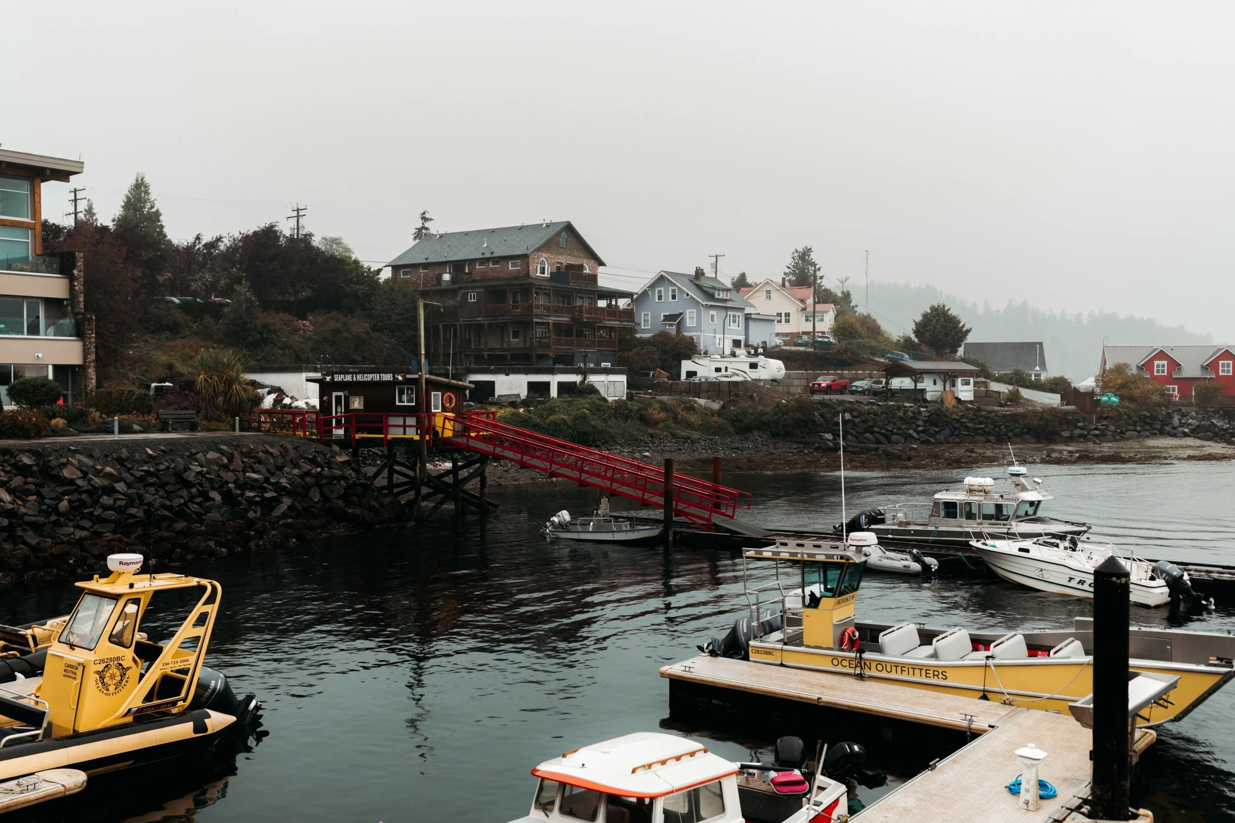  Intimate Rainy Day Tofino Wedding at the Pacific Sands Resort and Shore Pier Ceremony 