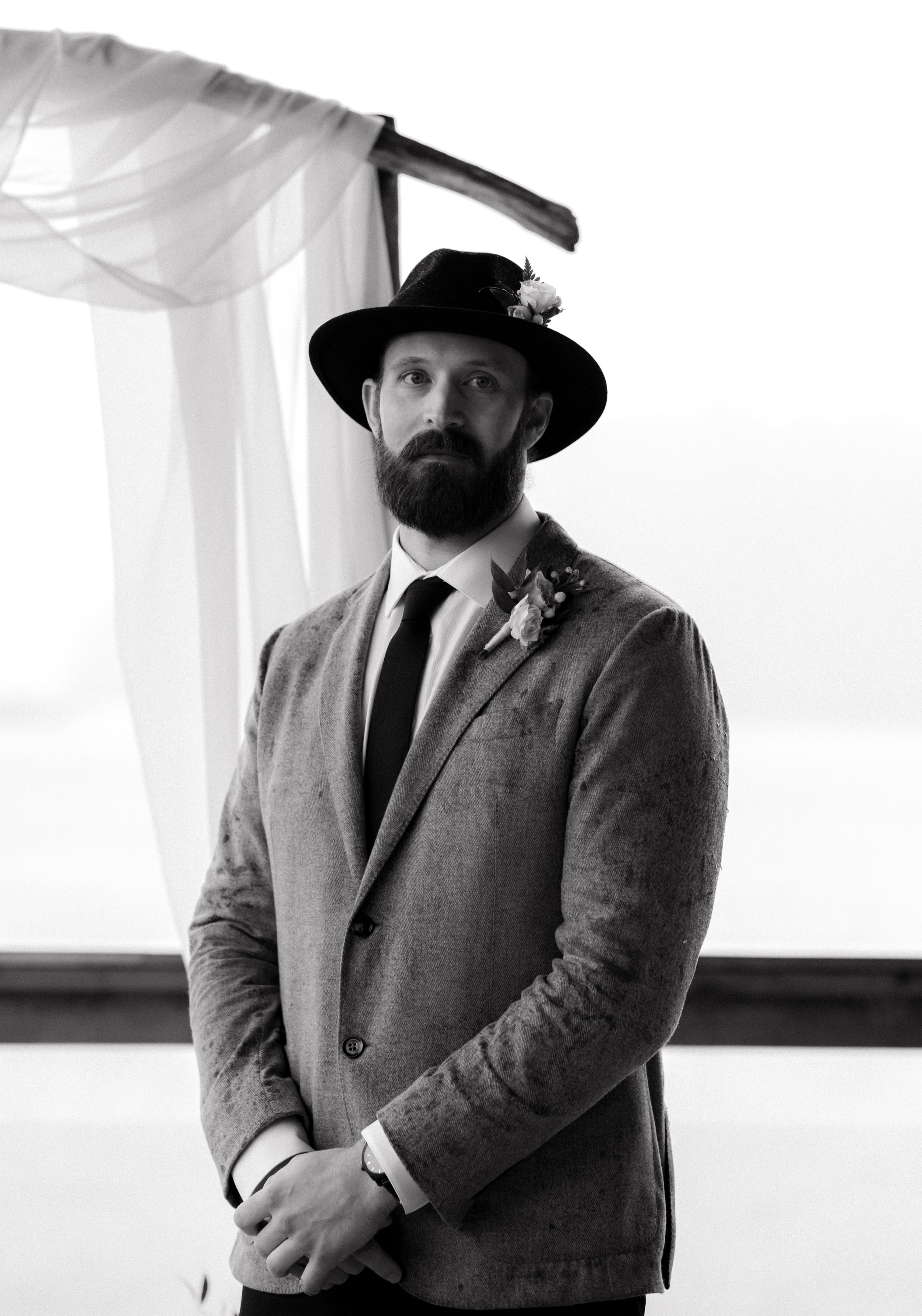  Intimate Rainy Day Tofino Wedding at the Pacific Sands Resort and Shore Pier Ceremony 