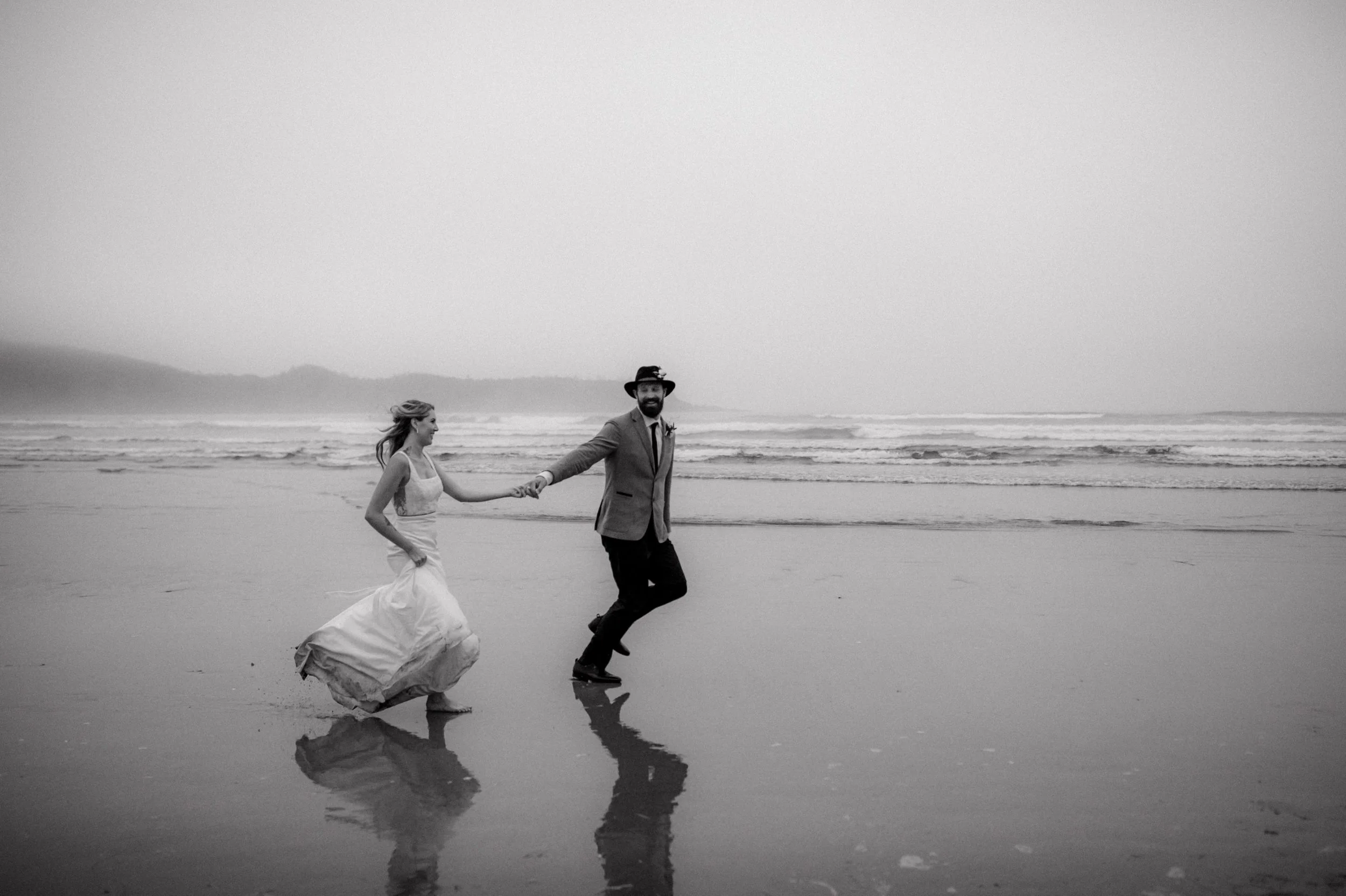  Intimate Rainy Day Tofino Wedding at the Pacific Sands Resort and Shore Pier Ceremony 