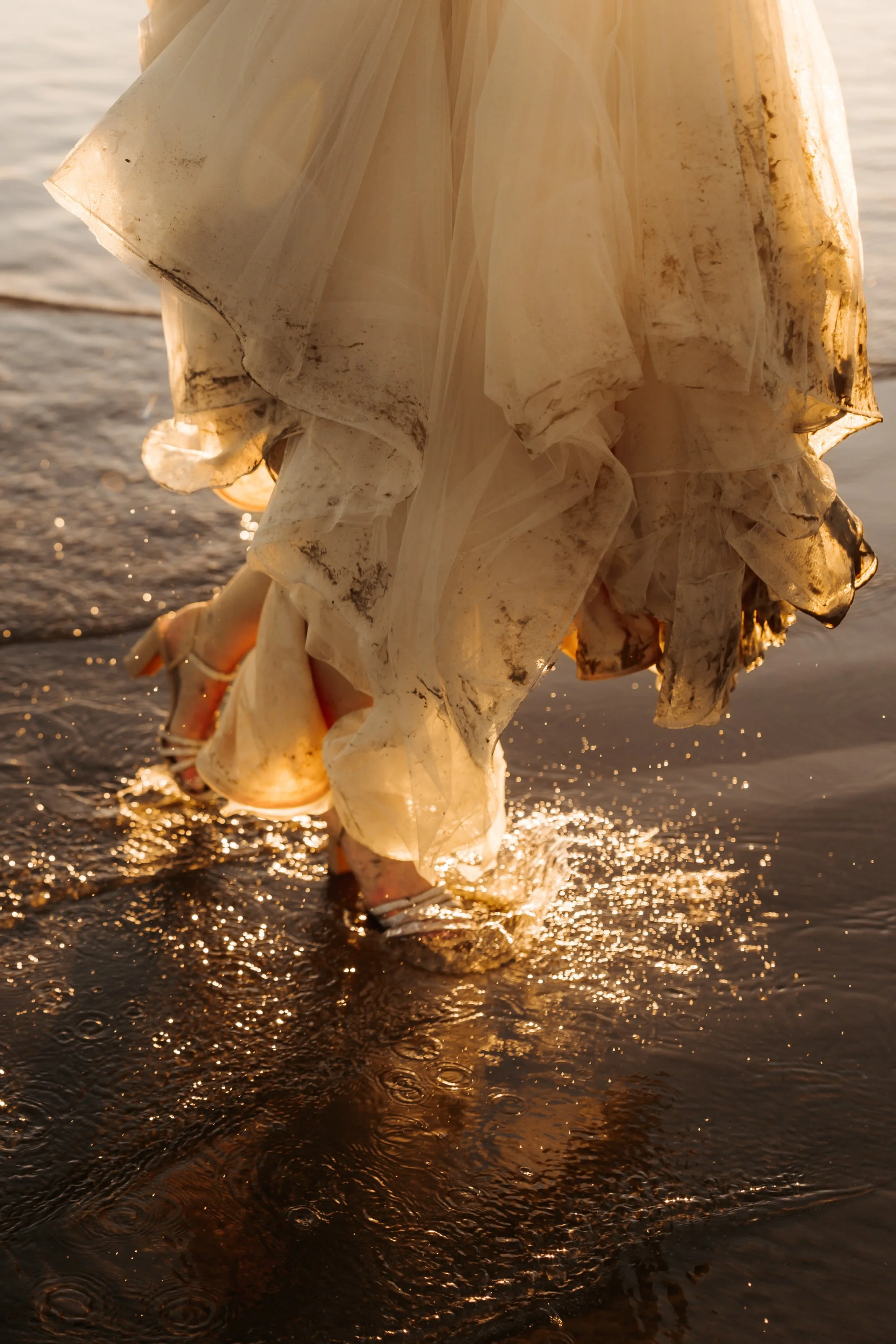  Golden Hour Sunset Elopement at the Wickaninnish Inn on Chesterman Beach 