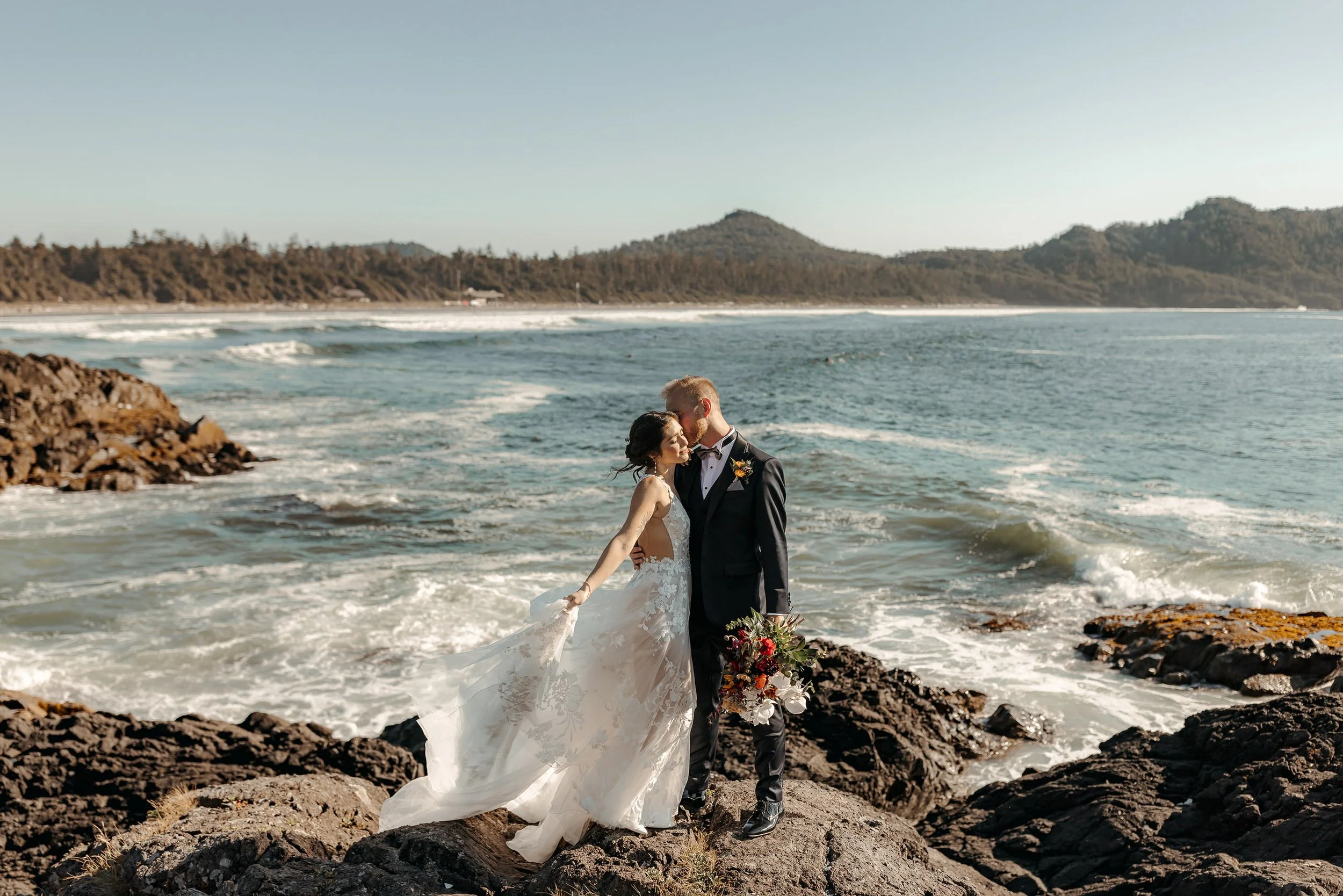  Pacific Sands Resort Wedding in Tofino, BC 