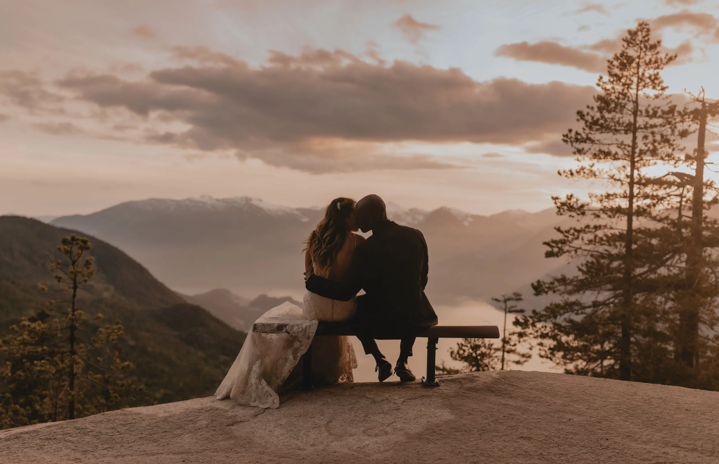  Vancouver and Squamish Elopement Photographer 