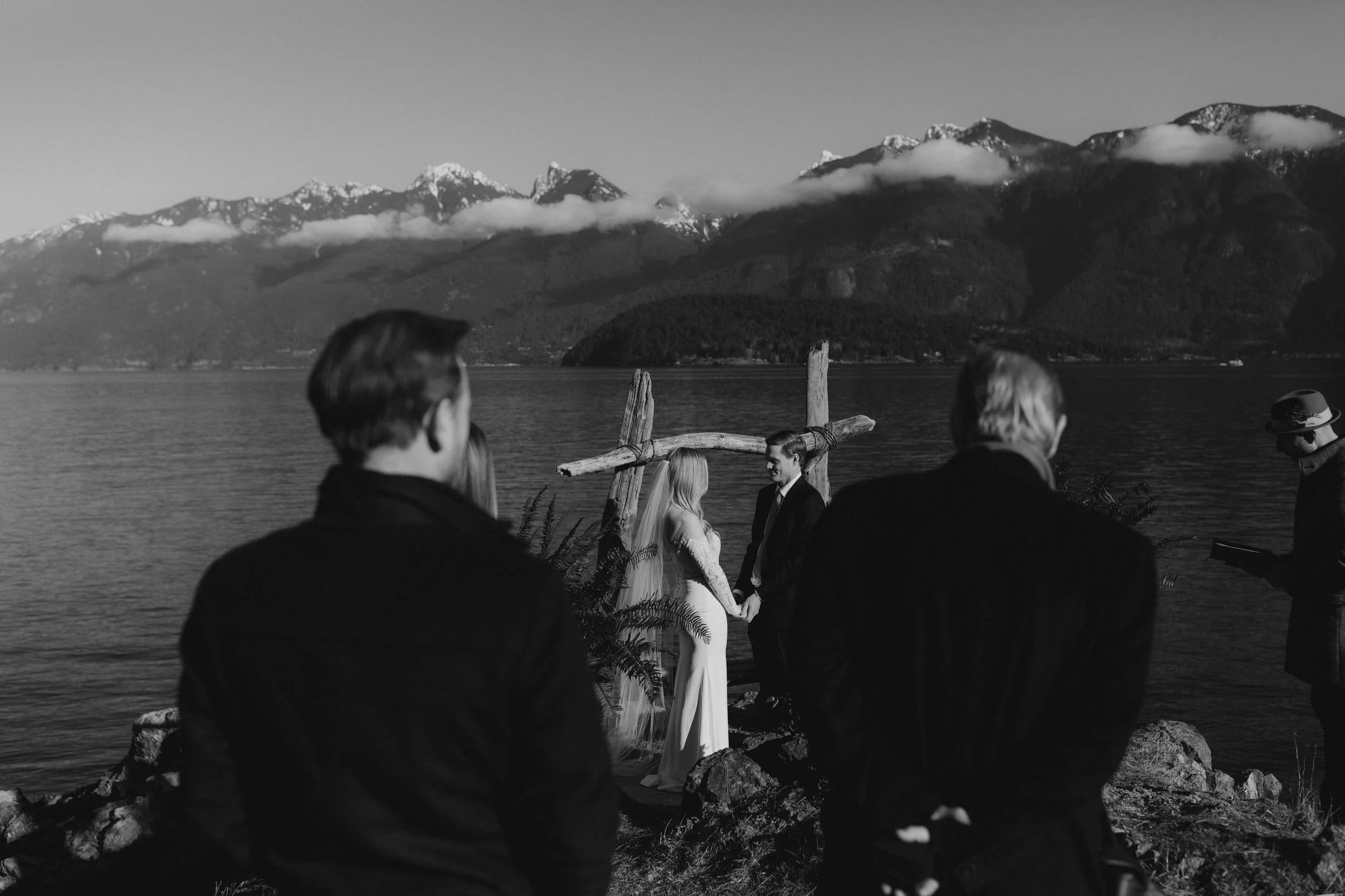  Candid Emotional Wedding and Elopement Photos 