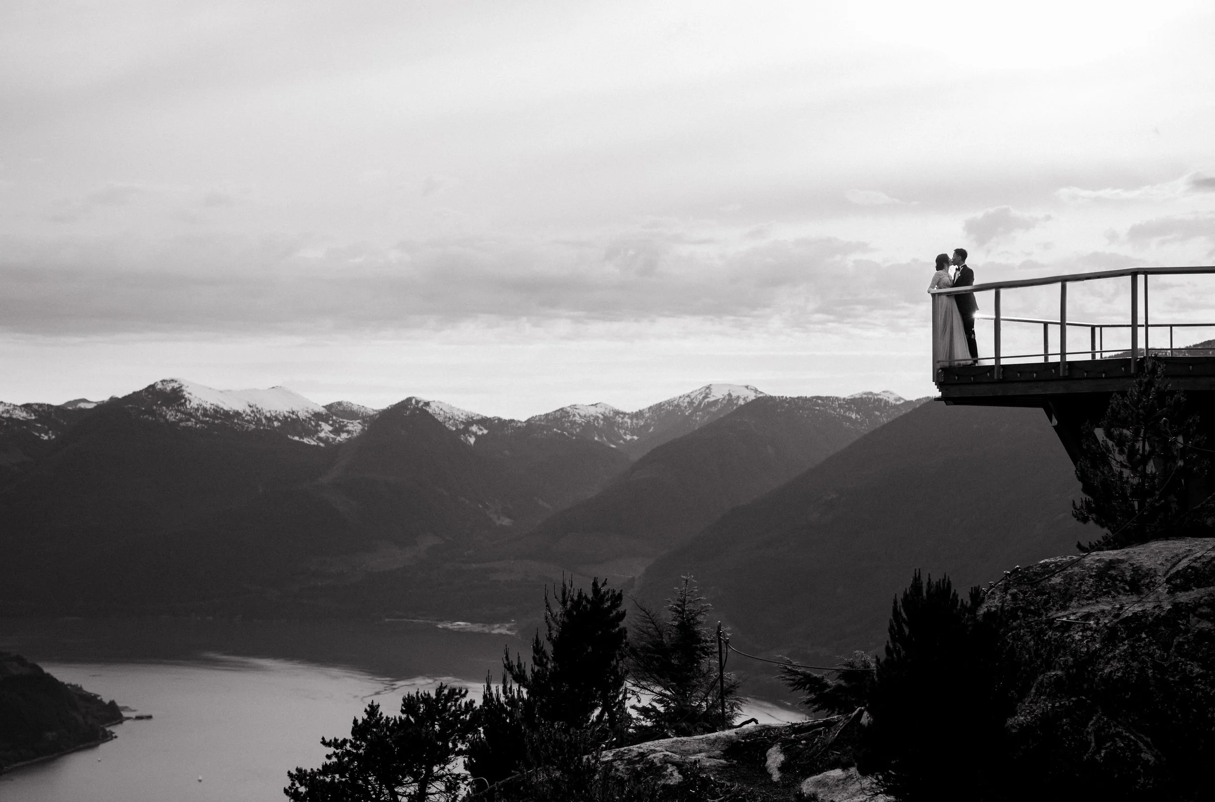  Sea to Sky Gondola Wedding Photos in Squamish, BC  