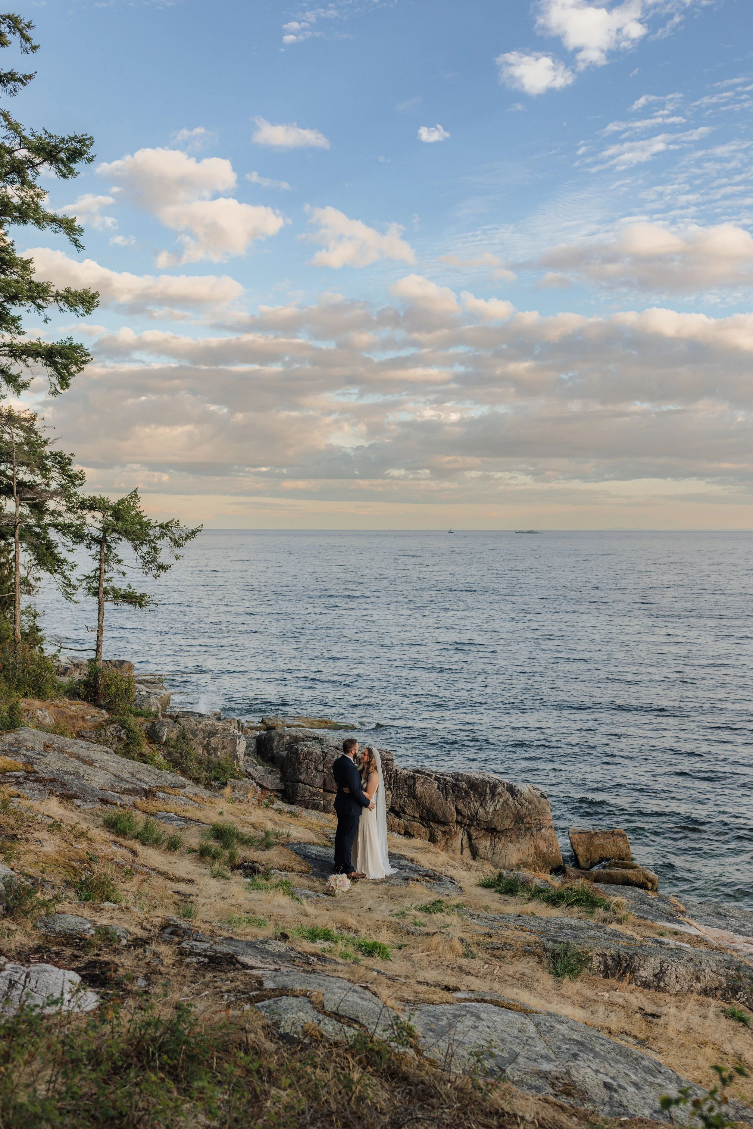 Golden Hour Beach and Cliffside Sunshine Coast Elopement, Sunshine Coast Elopement Packages, Jen & Brian, 2196.JPG