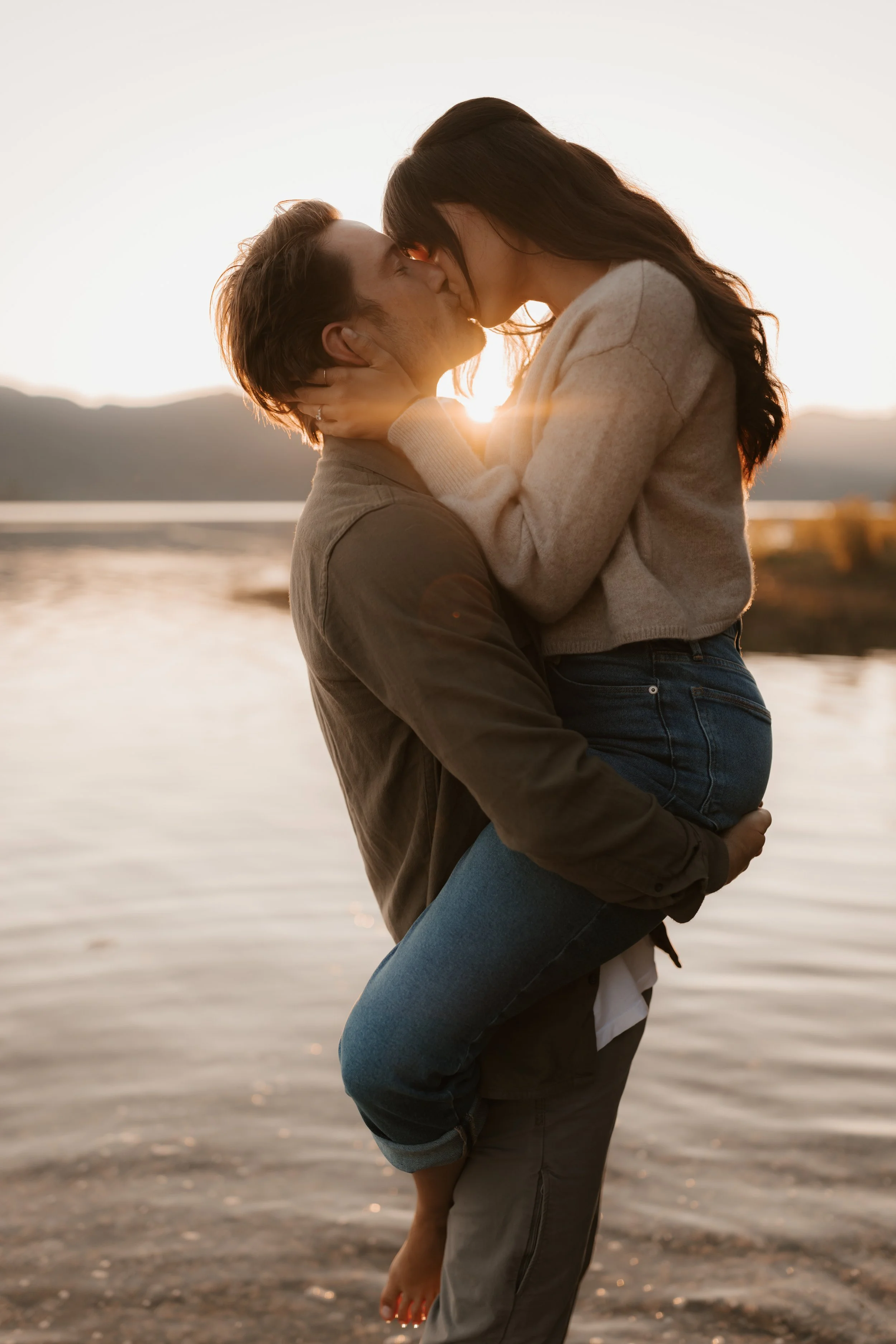 Sunshine Coast Engagement Photos in the Sechelt Inlet, Sunshine Coast Wedding Photographer,  Jen & Brian 032.JPG
