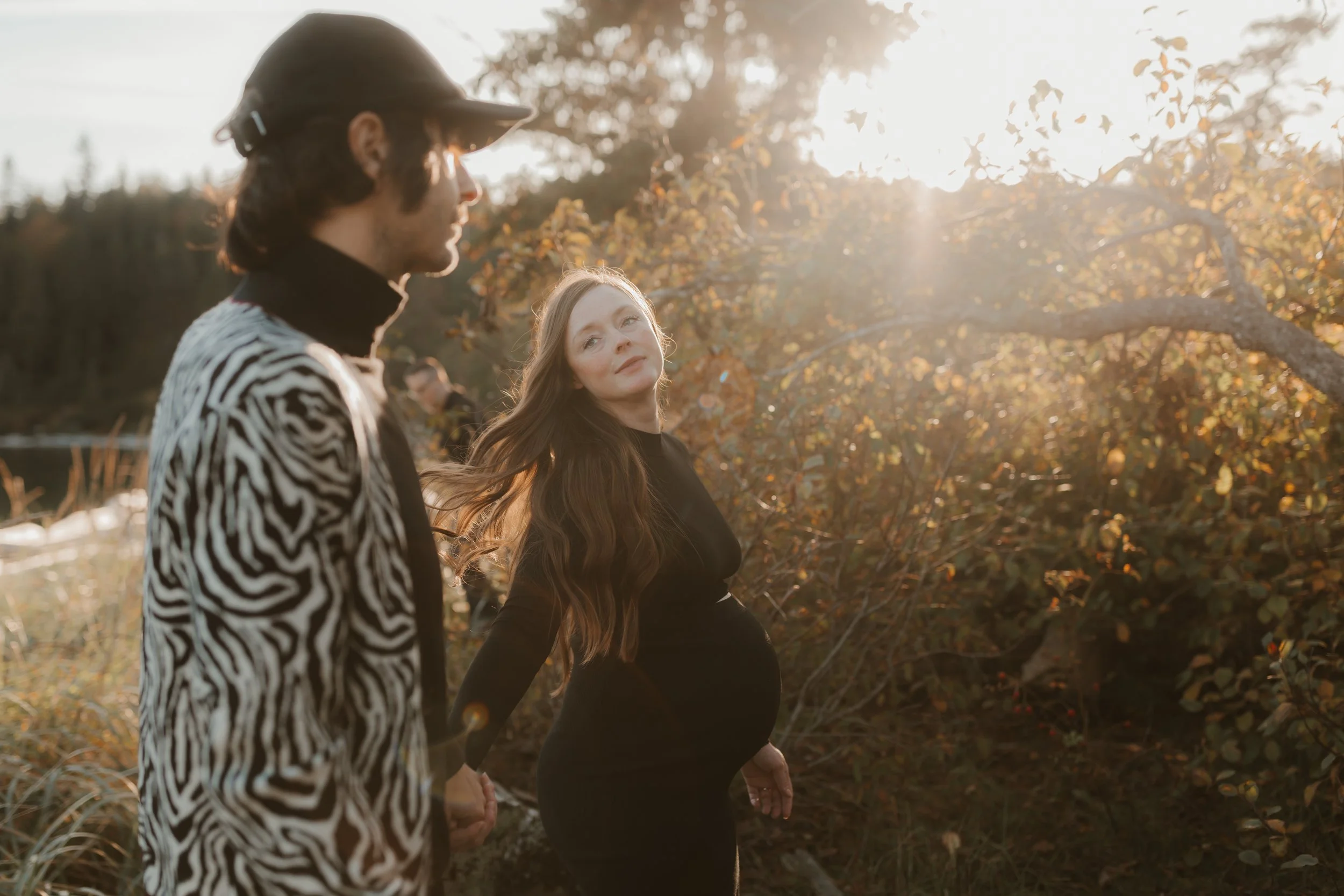 Sunshine Coast Maternity Photographer, Halfmoon Bay Maternity Beach Photos in the Sechelt Inlet,  Jen & Brian Photo & Film 006.JPG