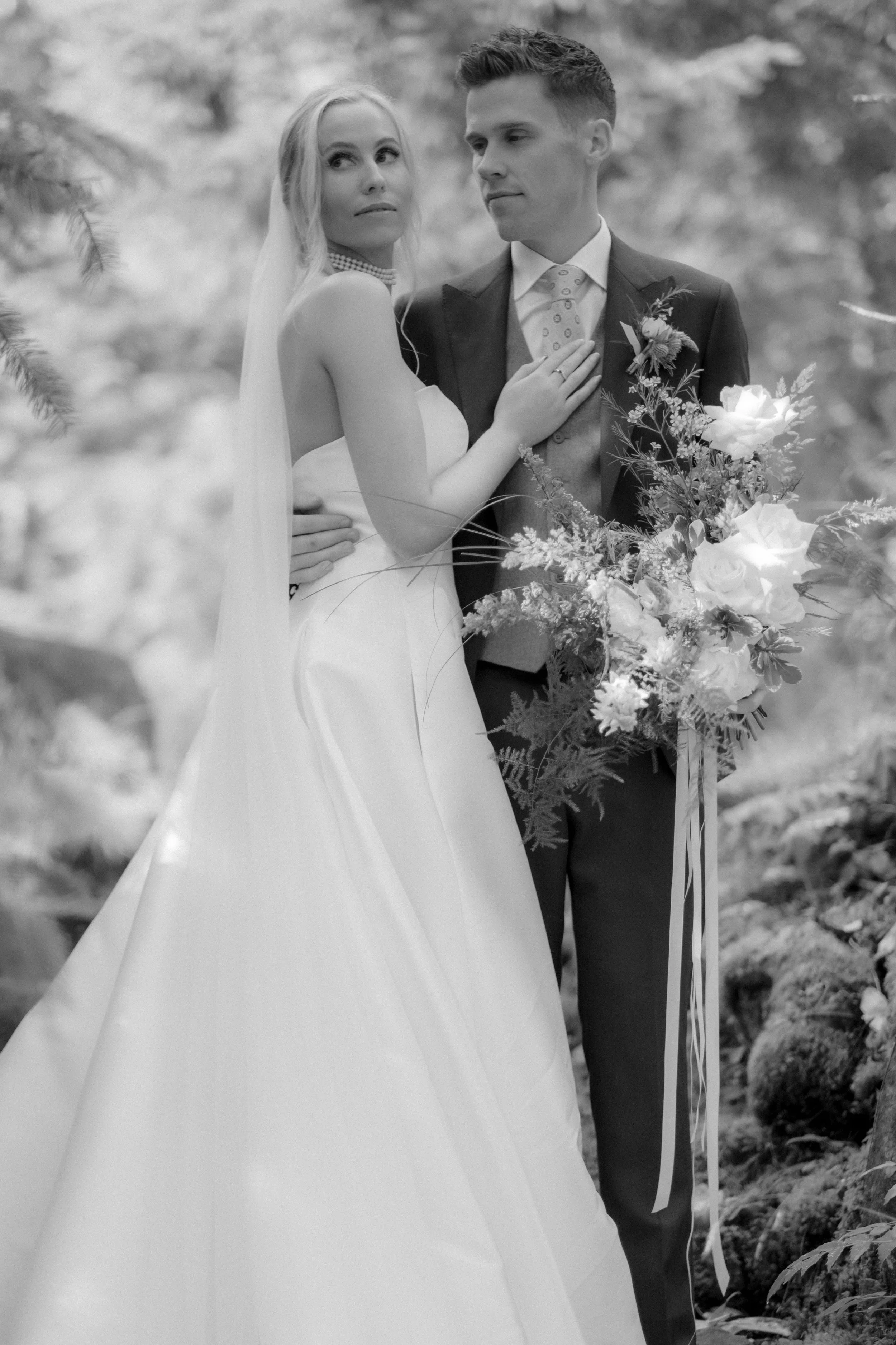 Bodega Ridge Wedding on Galiano Island, BC Elopement Photographer, Jen & Brian, 1653.JPG