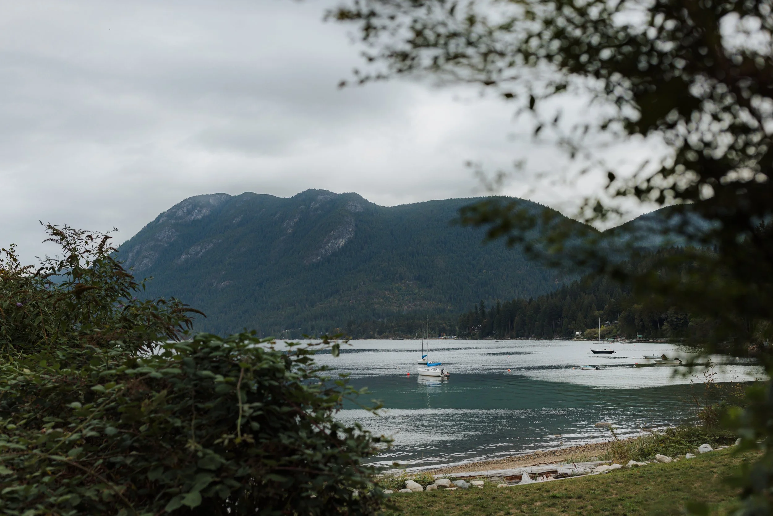 Sunshine Coast Engagement Photos in the Sechelt Inlet, Sunshine Coast Wedding Photographer, Jen & Brian 066.JPG