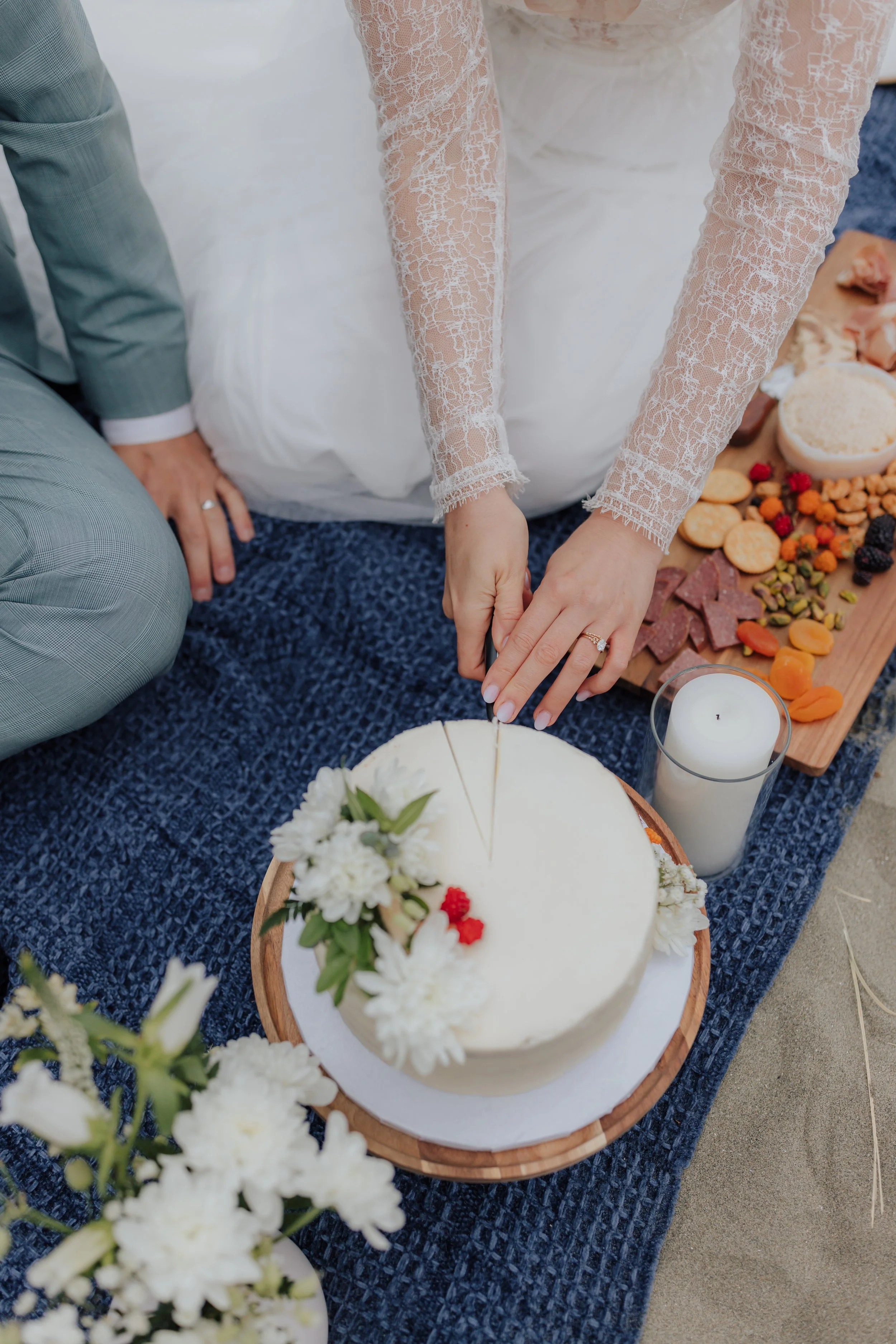 Chesterman Beach Tofino Elopement, Tofino Wedding Photographer, Jen & Brian, 856.JPG