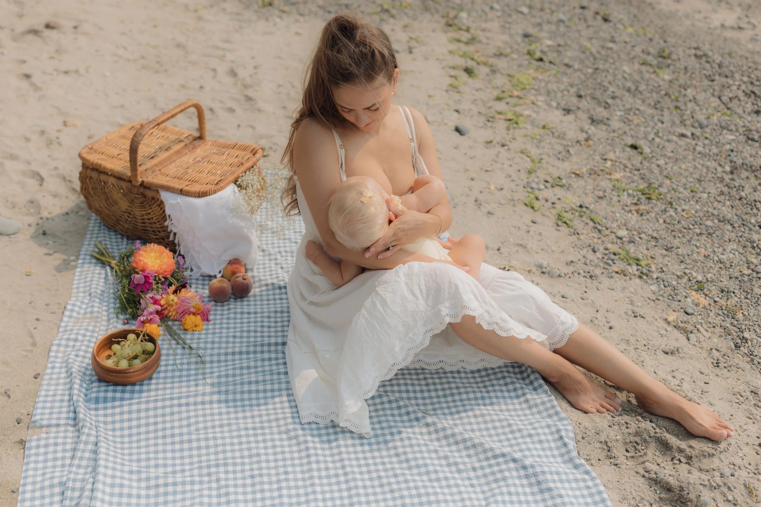 Sunshine Coast Family Photographer, Gibsons Beach Family Photos in the Sechelt Inlet,  Jen & Brian Photo & Film 199.JPG