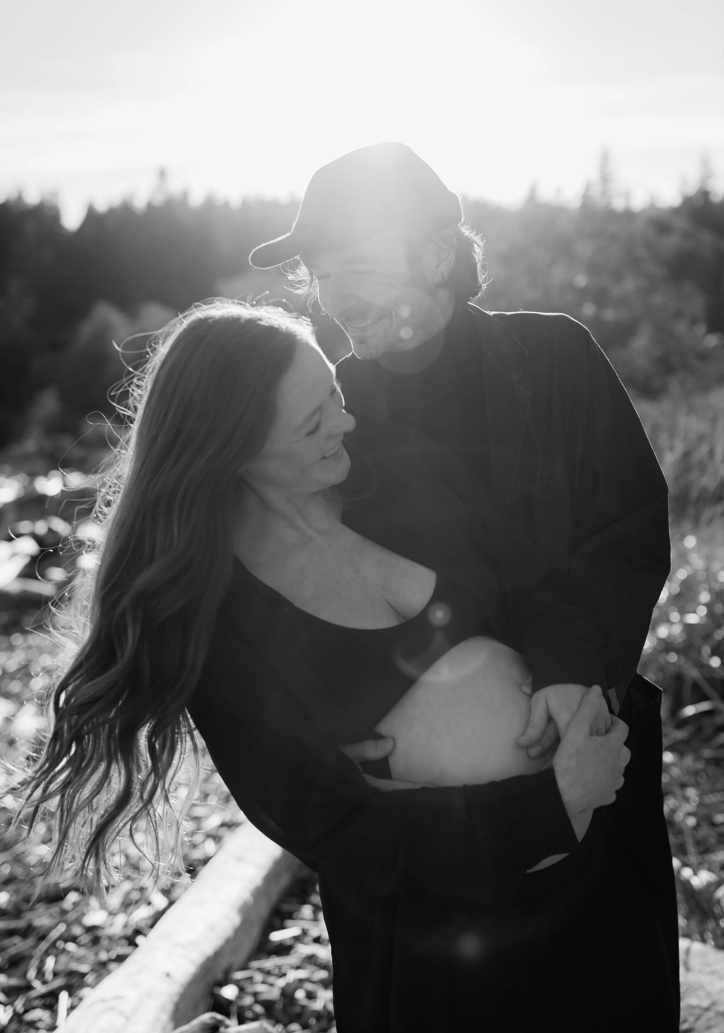 Sunshine Coast Maternity Photographer, Halfmoon Bay Maternity Beach Photos in the Sechelt Inlet,  Jen & Brian Photo & Film 012.JPG