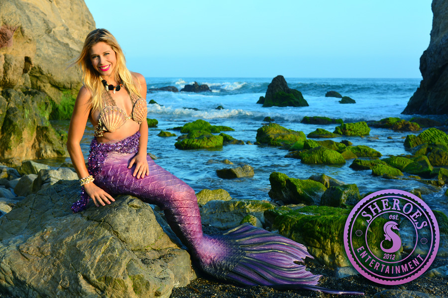 Professional Mermaid Lona at Beach 1.jpg