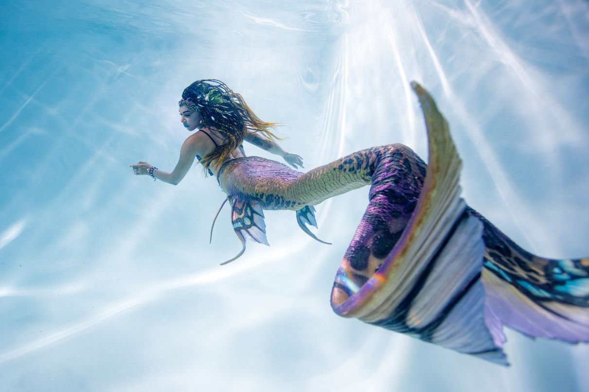 Mermaid Quinn Underwater Merbella Tail  - Black Mermaid Los Angeles.jpg