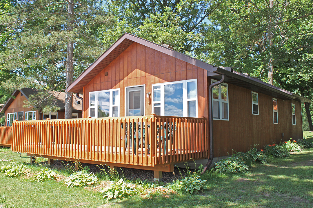 Cabin 4 Ext 2016.png