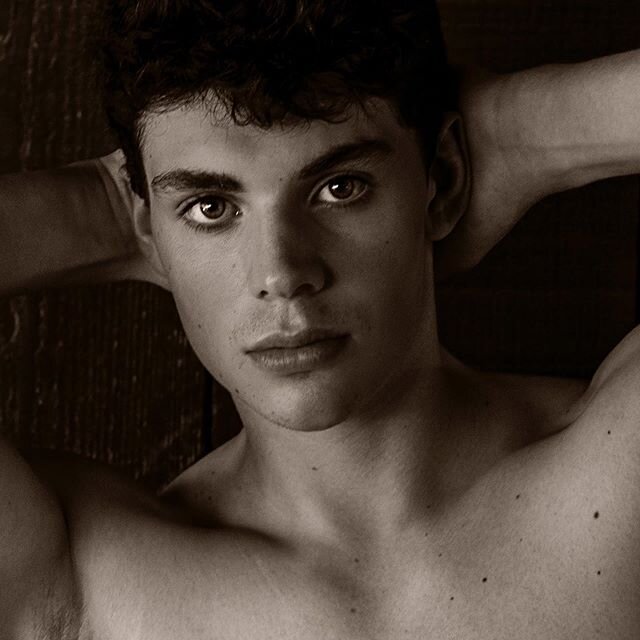 #tb with @tristanmarco22 😊 #Fineartphotography #photography  #handsome #fit #fitness #instagood #maleportrait #malemodel #instamale #beautiful #awesomeness #art #jerrybuteynphotography #eyes #sexy #cuteboys #fashionphotography #muscle #aesthetic #fi