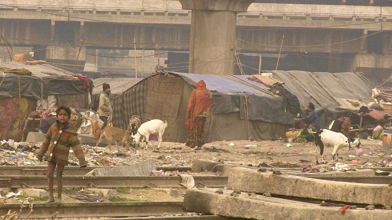 Shadara slum near Shadara railway station, Delhi
