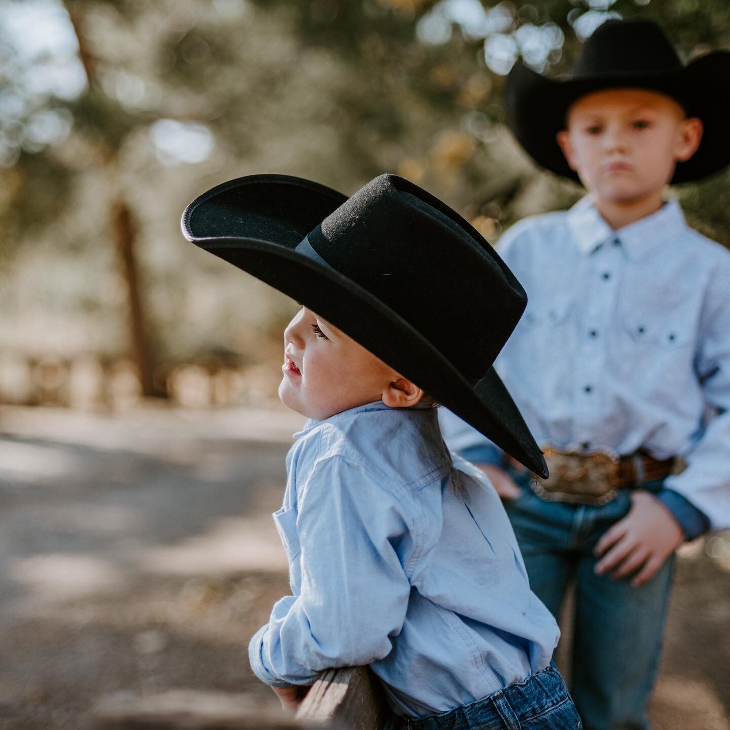 Teeny cowboys 🥰 
.
.
.
.
.
#familyphotography #futurecowboy #ranchlife #photography #emmawolfphotography #lifestylephotography