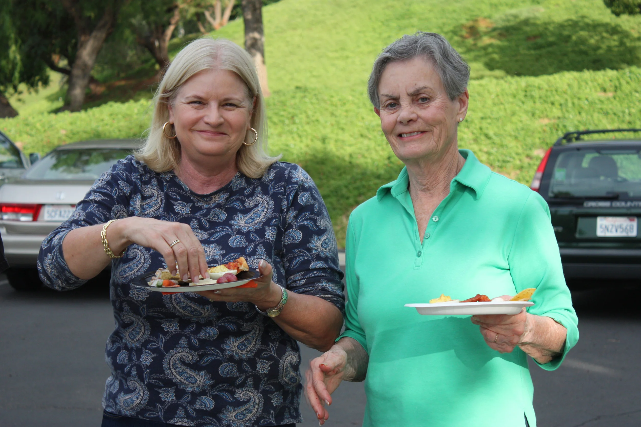 loretta & cindy.jpg