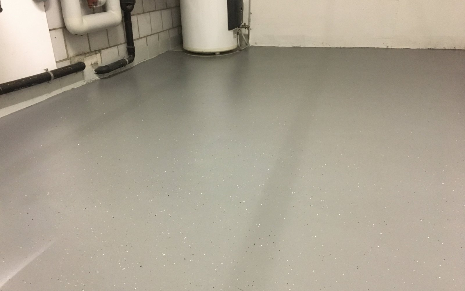 Bodenbeschichtung in Waschküche
