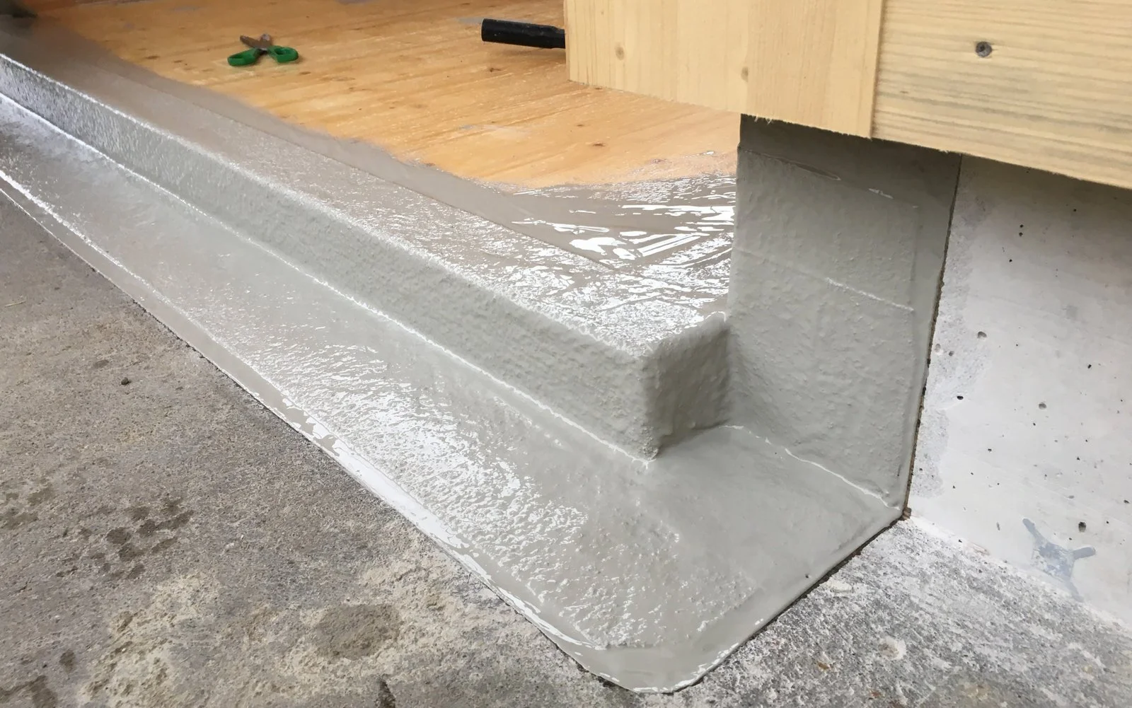 Beschichtung Holzboden im Aussenbereich