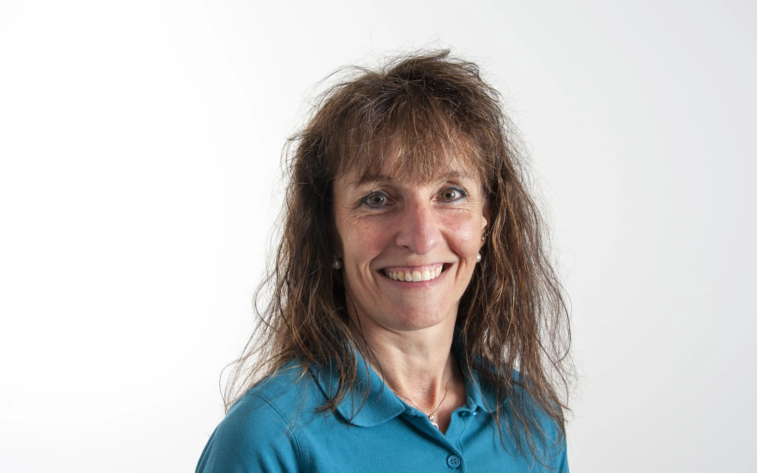 Claudia Züst Administration c.zuest@flexobau.ch