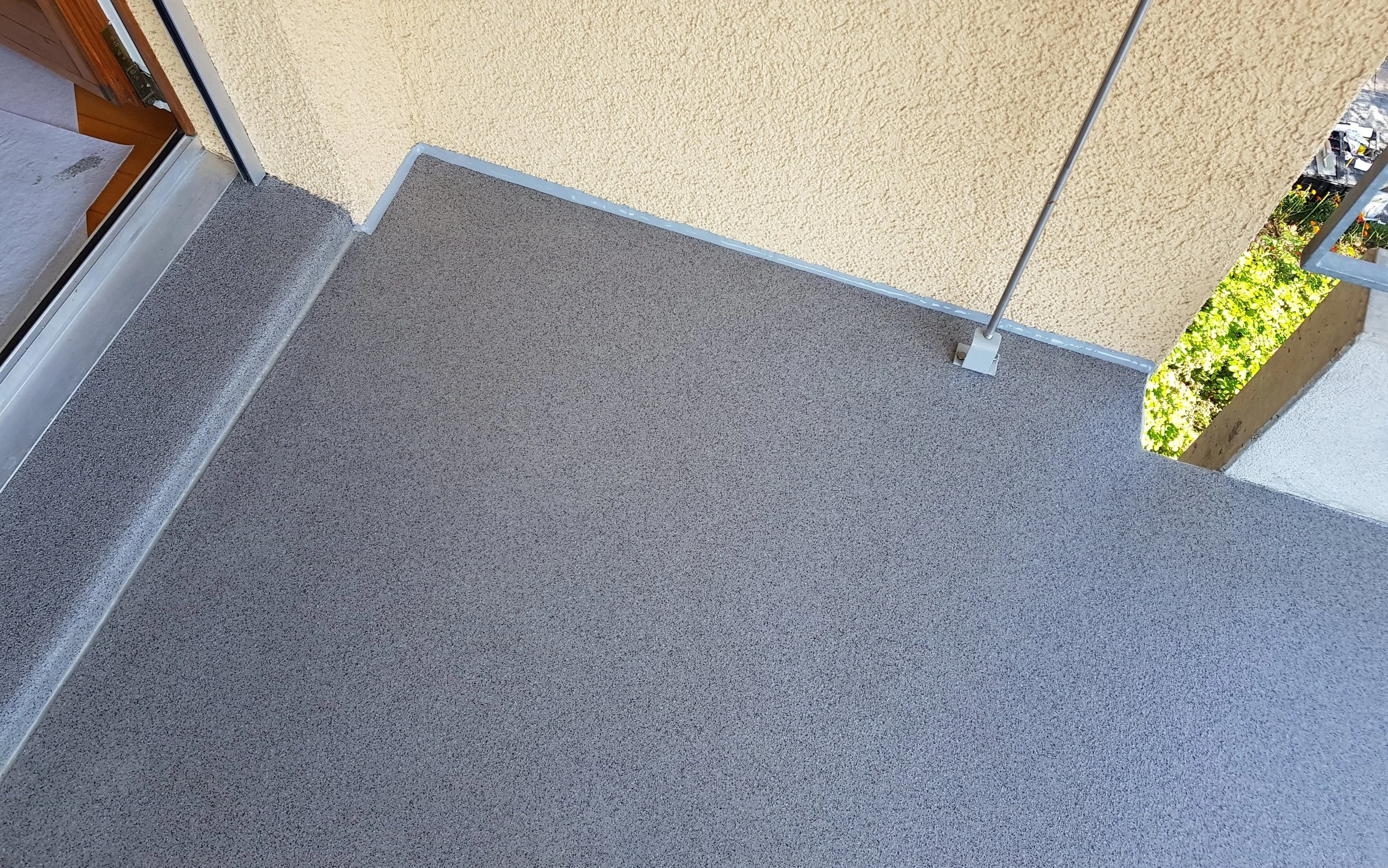 Balkonbeschichtung mit Kunstharz