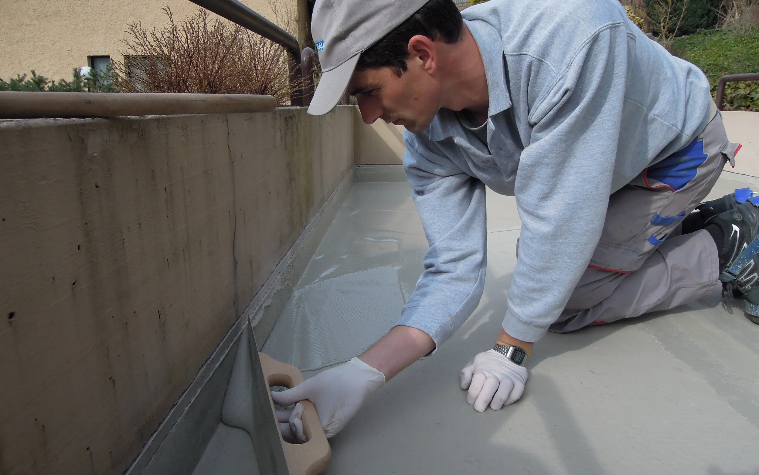 Terrassenboden mit Flüssigkunststoff - Flexobau Heimberg AG