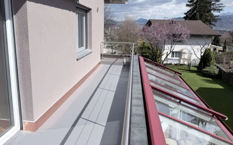 Balkonsanierung in Uetendorf: Undichter Balkon mit Flüssigkunststoff dauerhaft abgedichtet