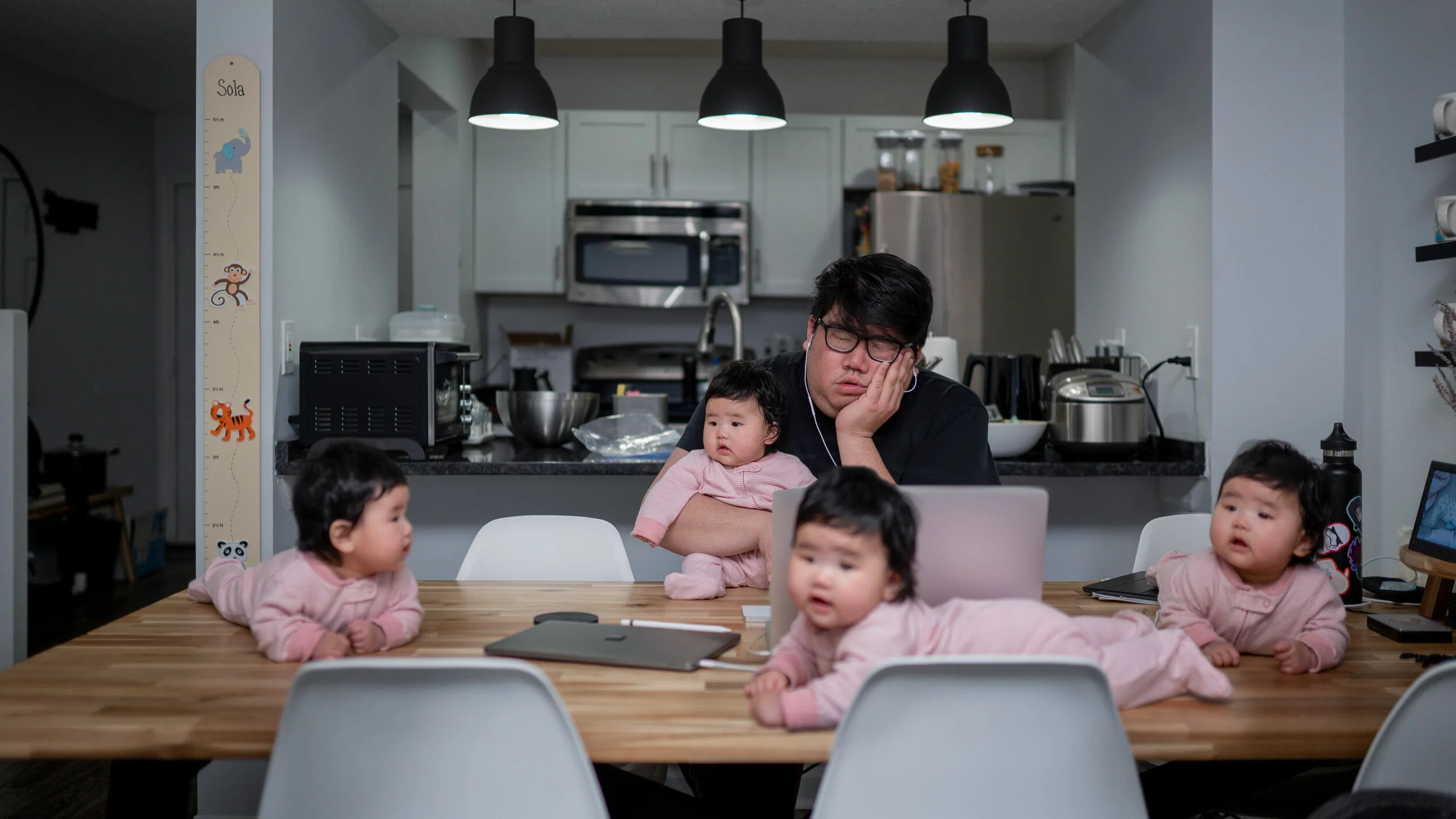 1TH_Office Colleage Kids-2.jpg