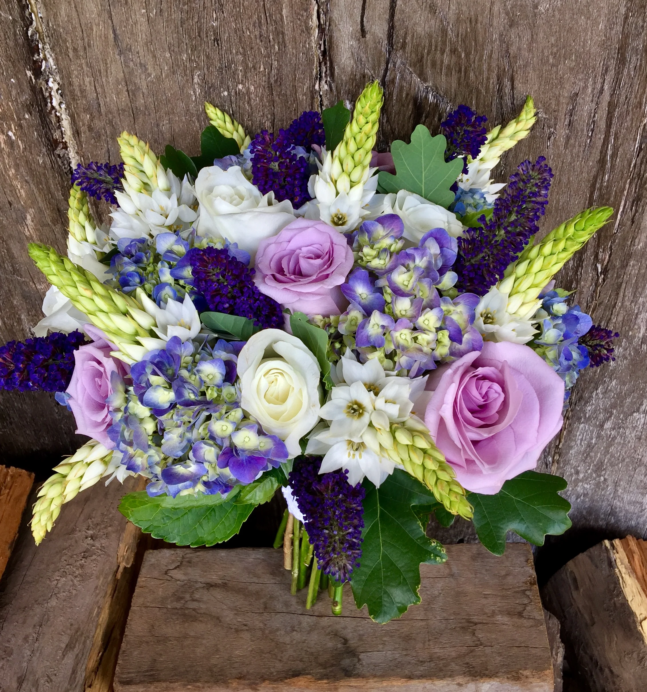 hydrangea budlea chins roses bride.JPG