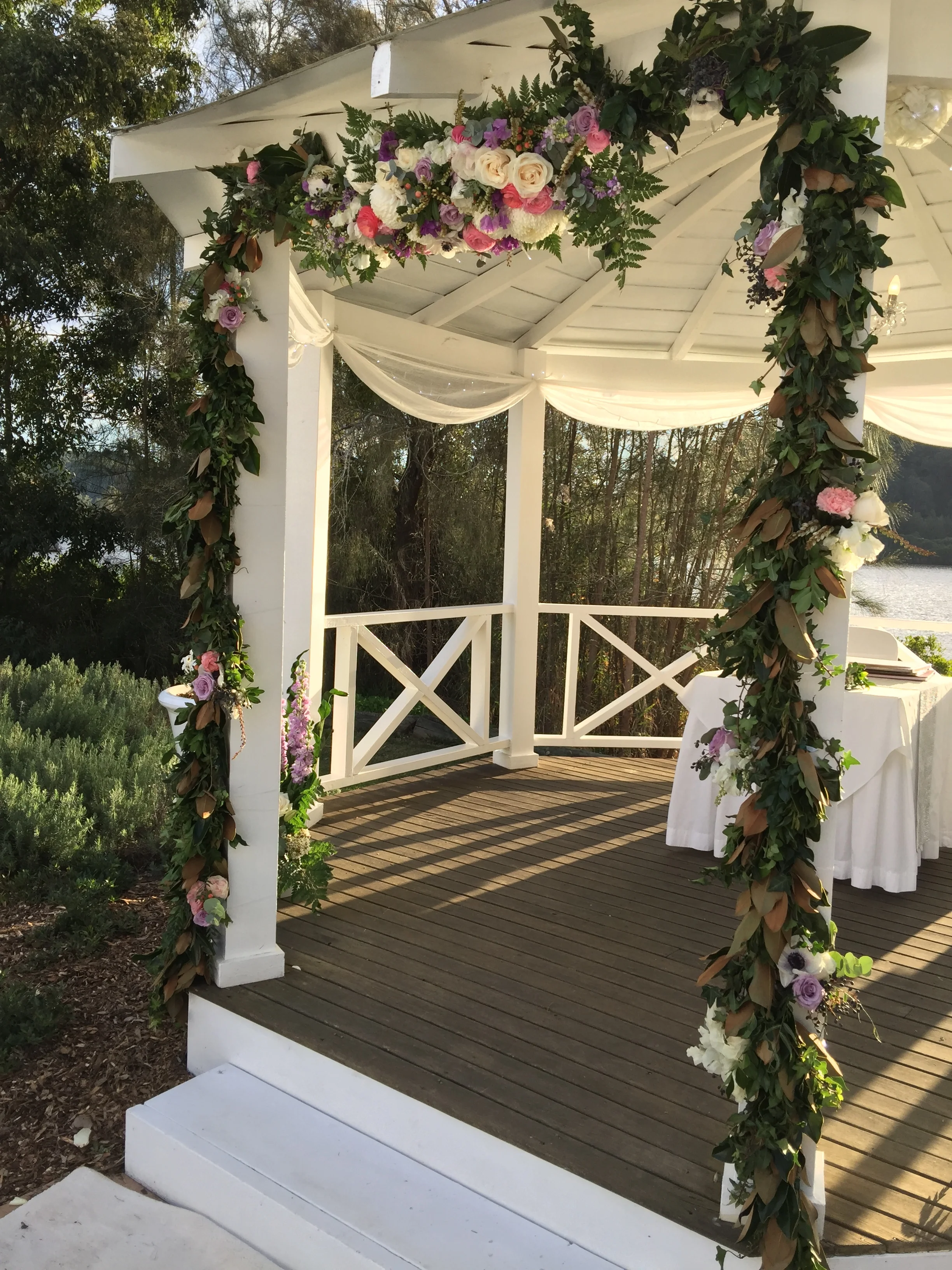 gazebo wisemans 2.JPG