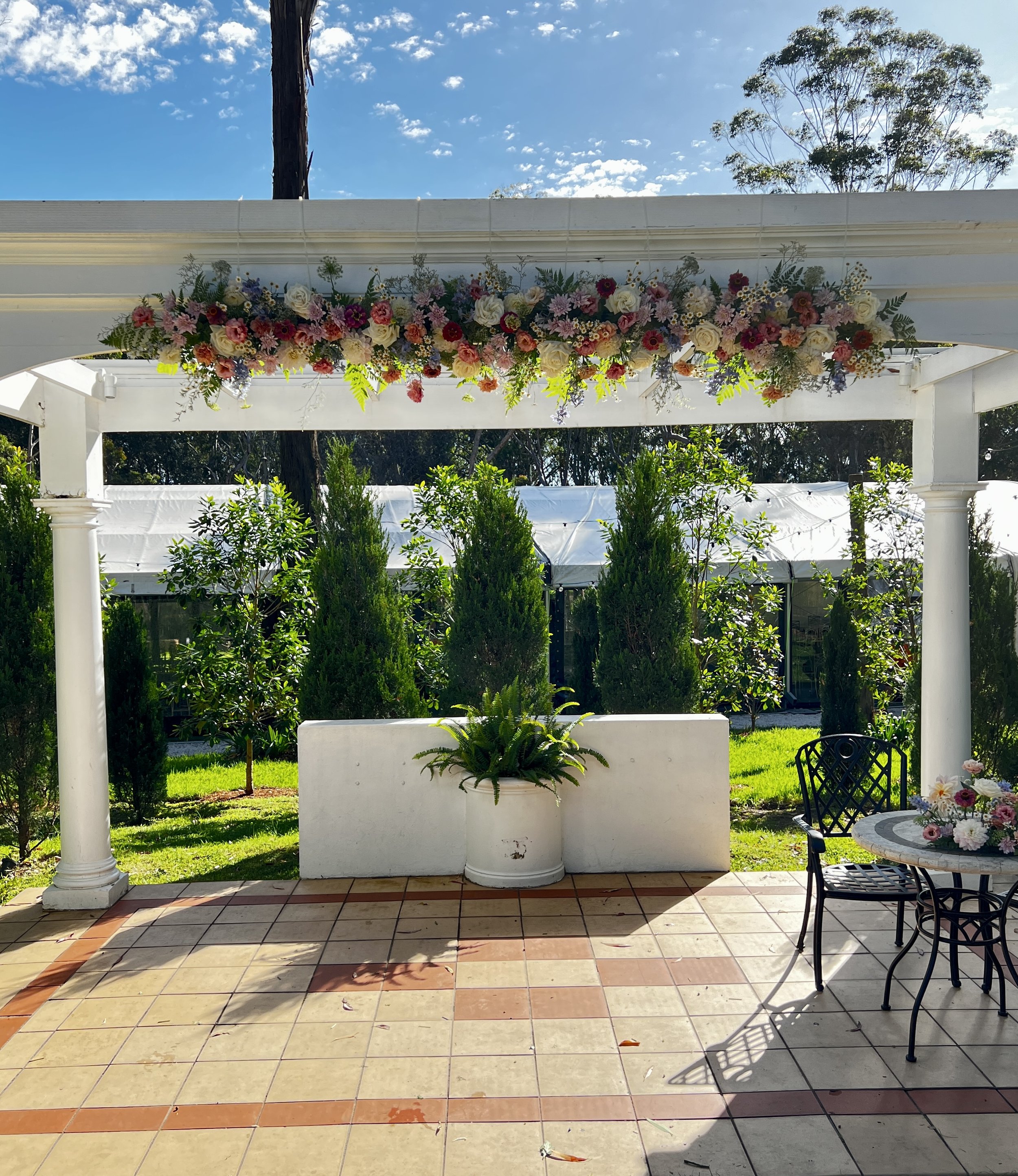 gazebo hedging Springfield house cottage.jpg