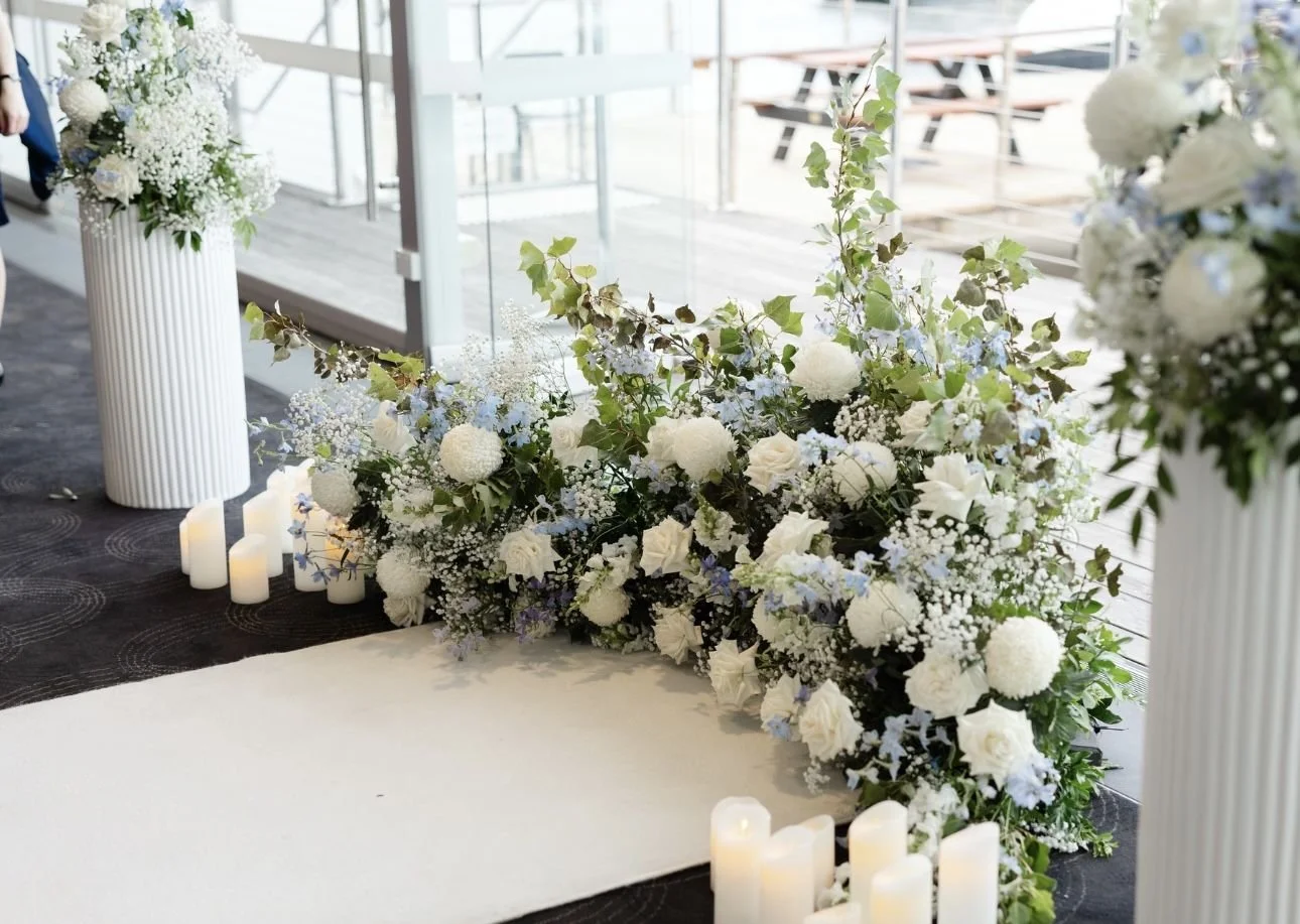 ground arch petite - Isabella and Reece Mia_Turner_Photography.jpeg