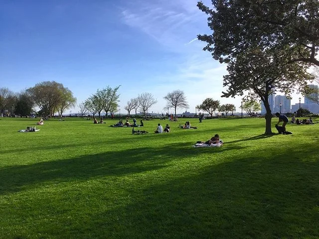 Breathe that warmth in and remember: in six weeks you&rsquo;ll be complaining about how hot it is. 🔥🔥🔥🔥
.
.
.
.
.
.
.
.
.
.
.
#nyc