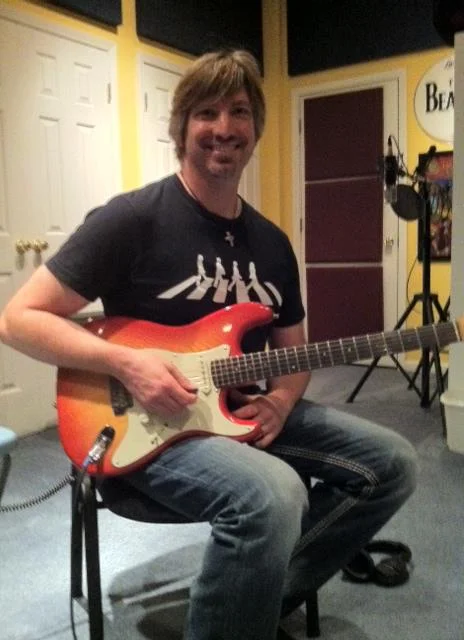 Derek Ferwerda, Cyndi Lauper's guitarist